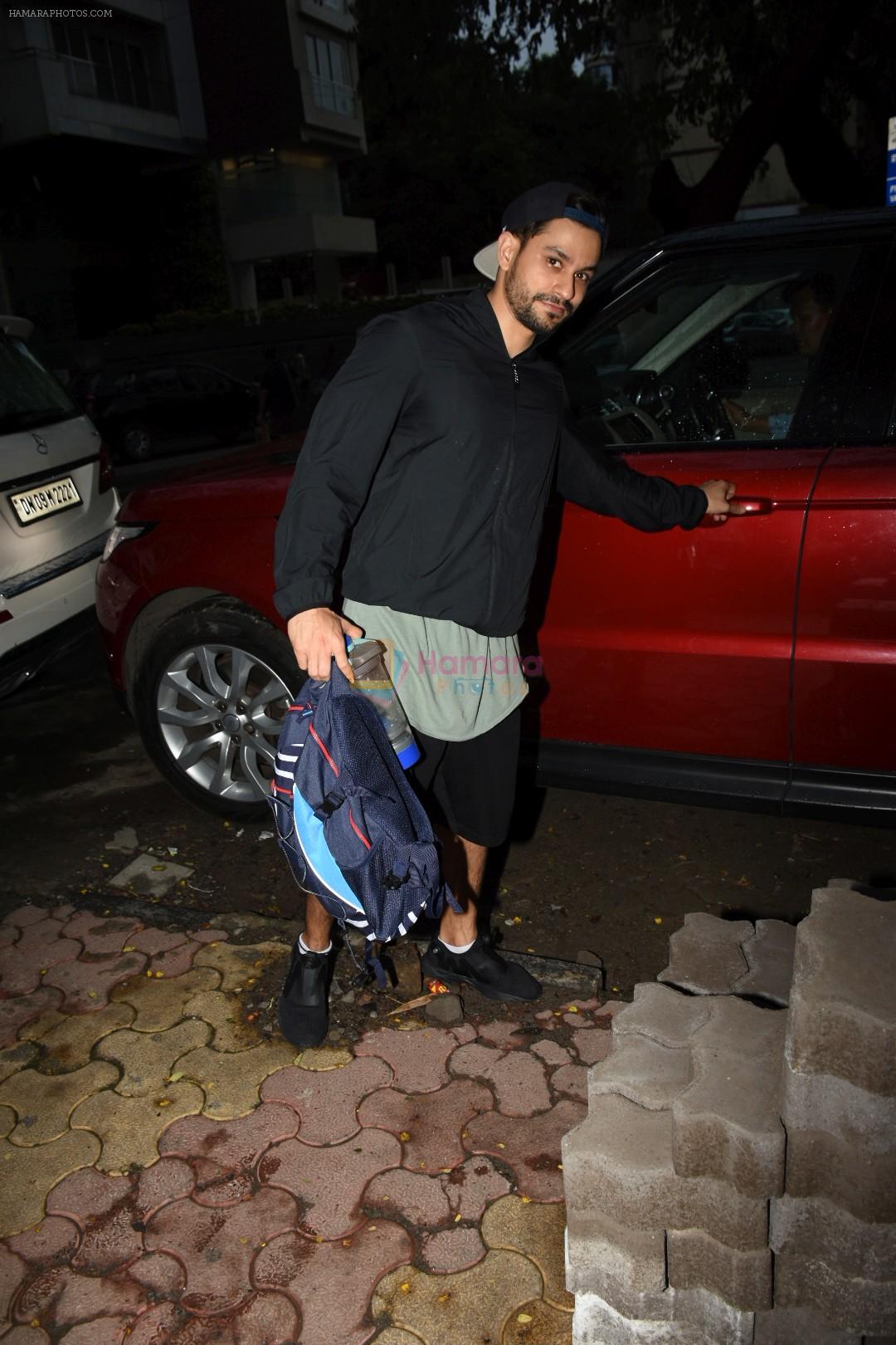 Kunal Khemu spotted at gym in Khar on 18th June 2019
