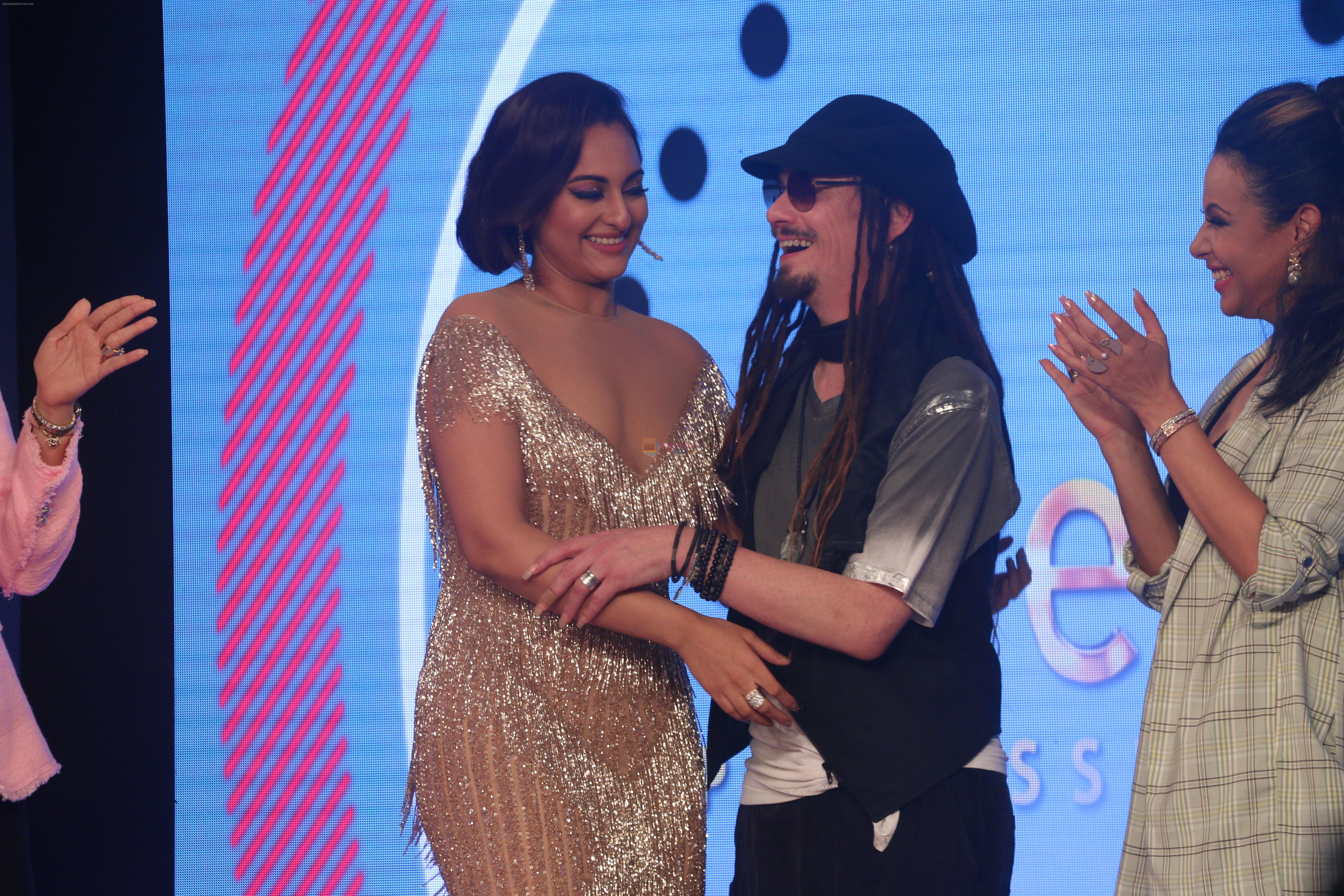 Sonakshi Sinha at the Streax Professional Retro Remix hair show in The Leela, andheri on 24th June 2019