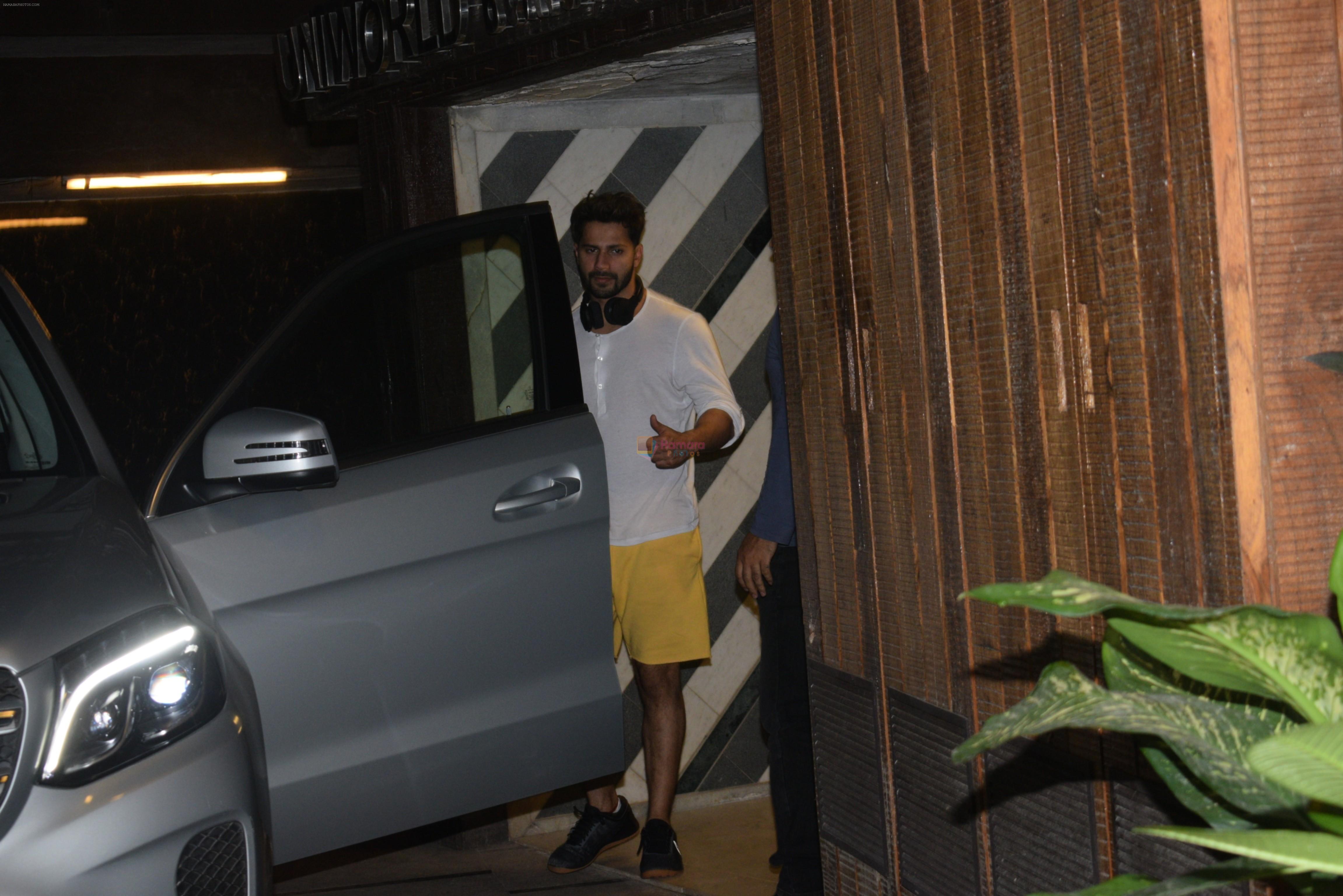 Varun Dhawan spotted at gym in juhu on 25th June 2019