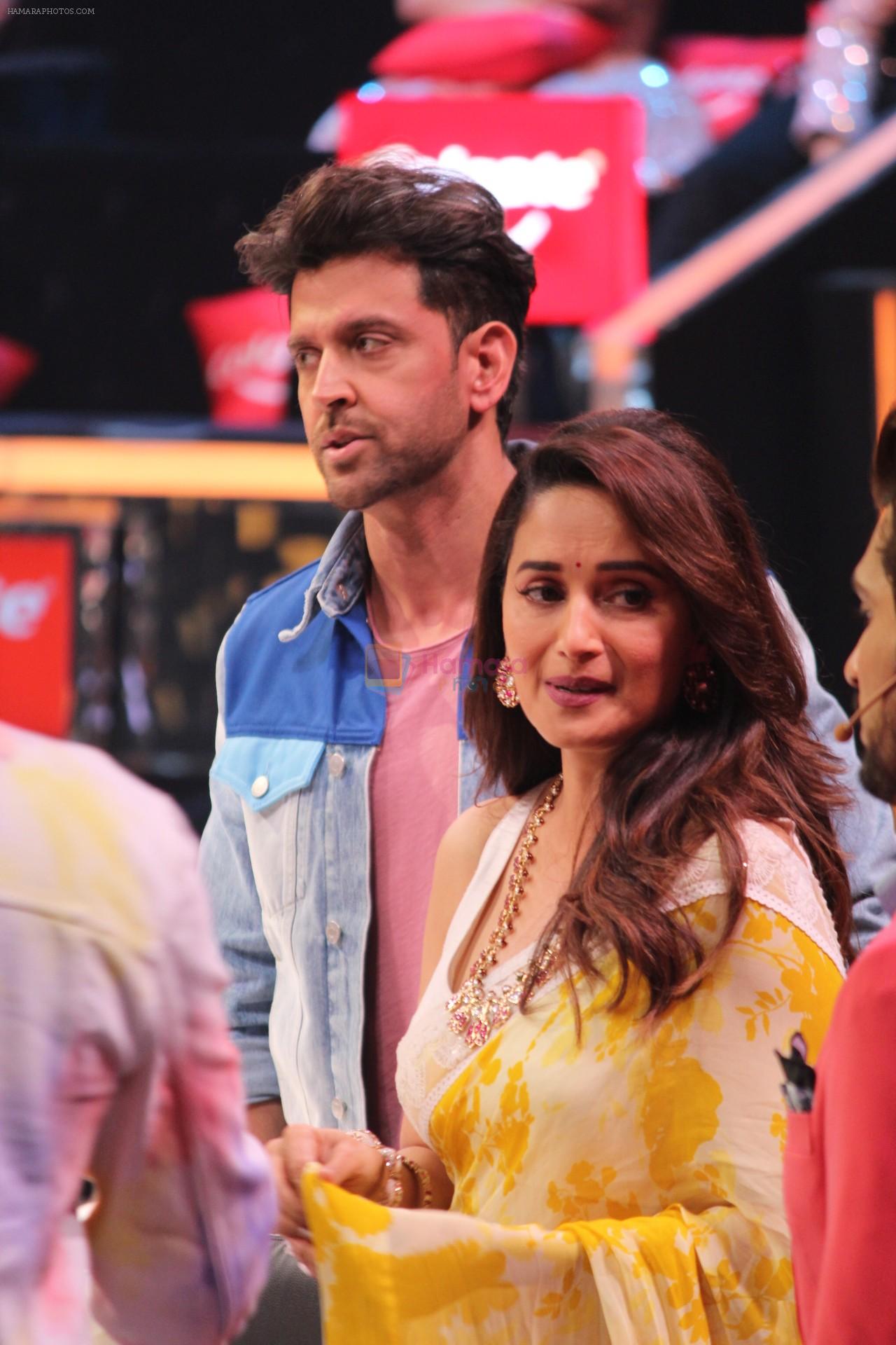 Hrithik Roshan, Madhuri Dixit on the sets of colors Dance Deewane in filmcity on 2nd July 2019