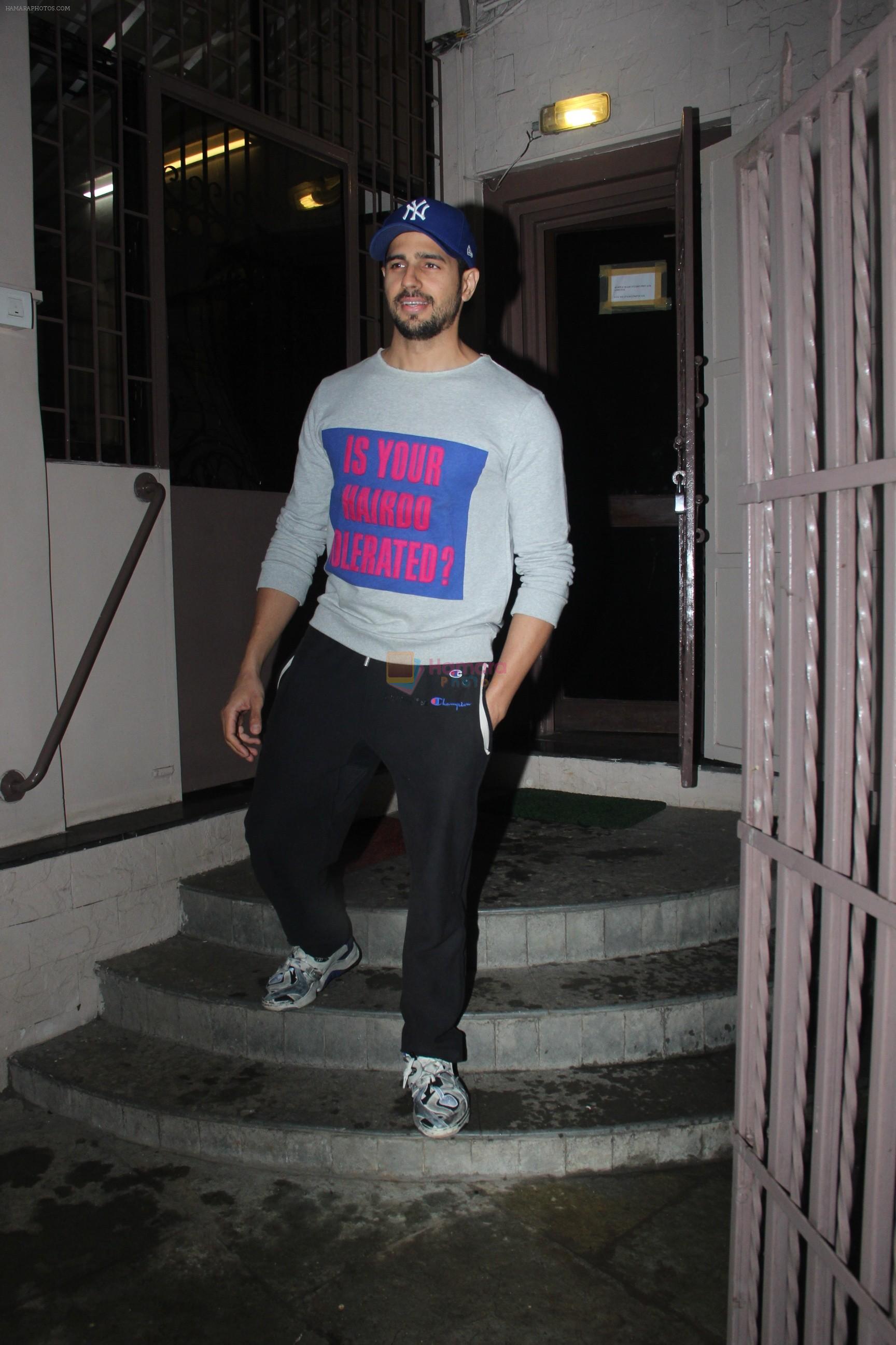 Sidharth Malhotra spotted at dubbing studio in bandra on 6th July 2019