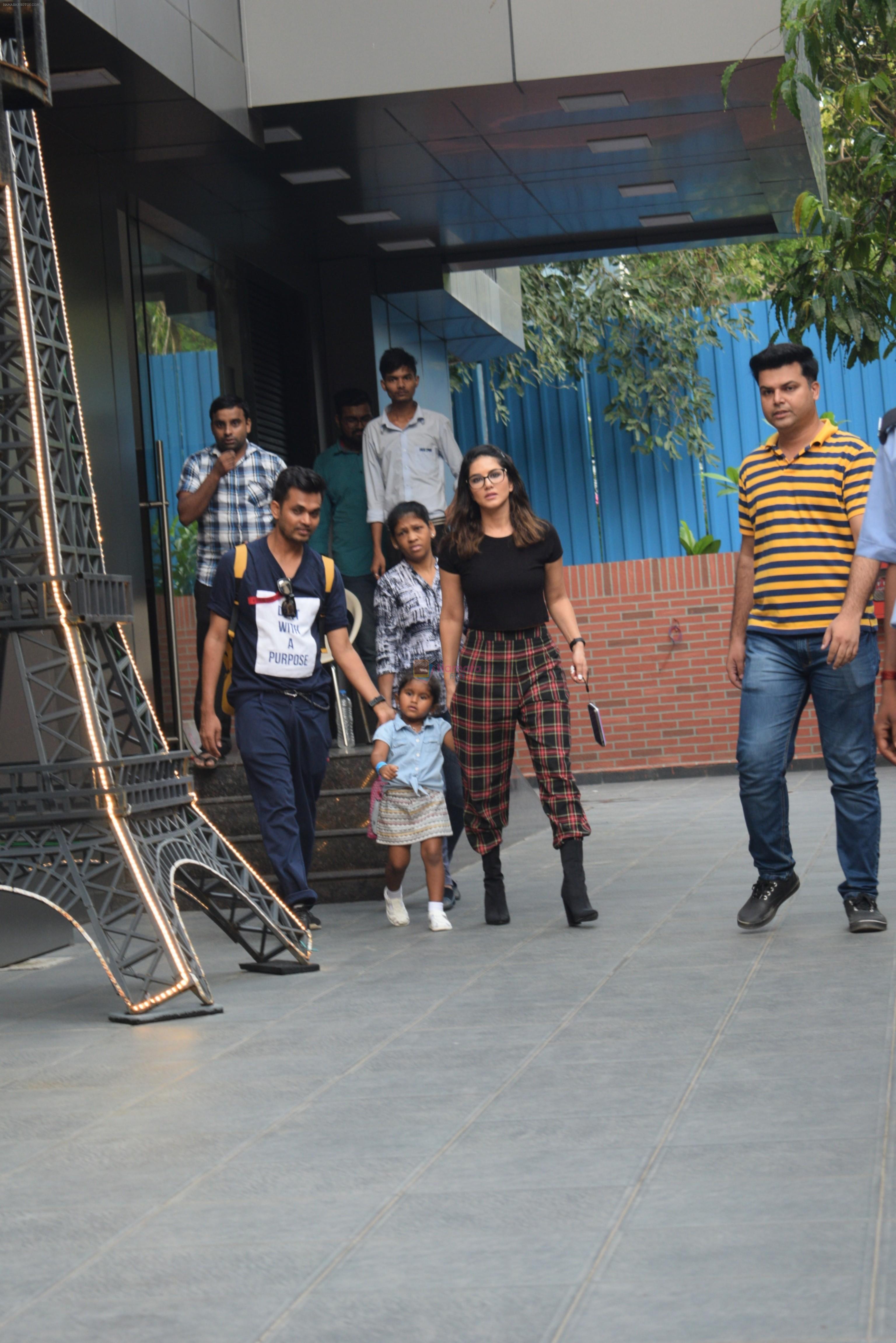 Sunny Leone with kids & husband spotted at play school in juhu on 18th July 2019
