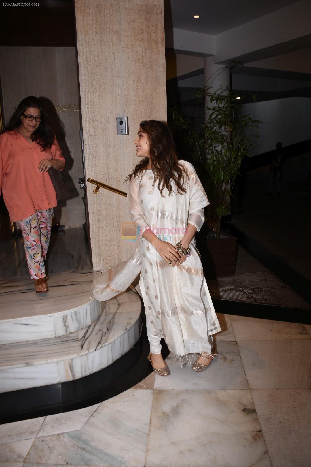 Sara Ali Khan, Amrita Singh spotted at Manish Malhotra's house in bandra on 27th July 2019