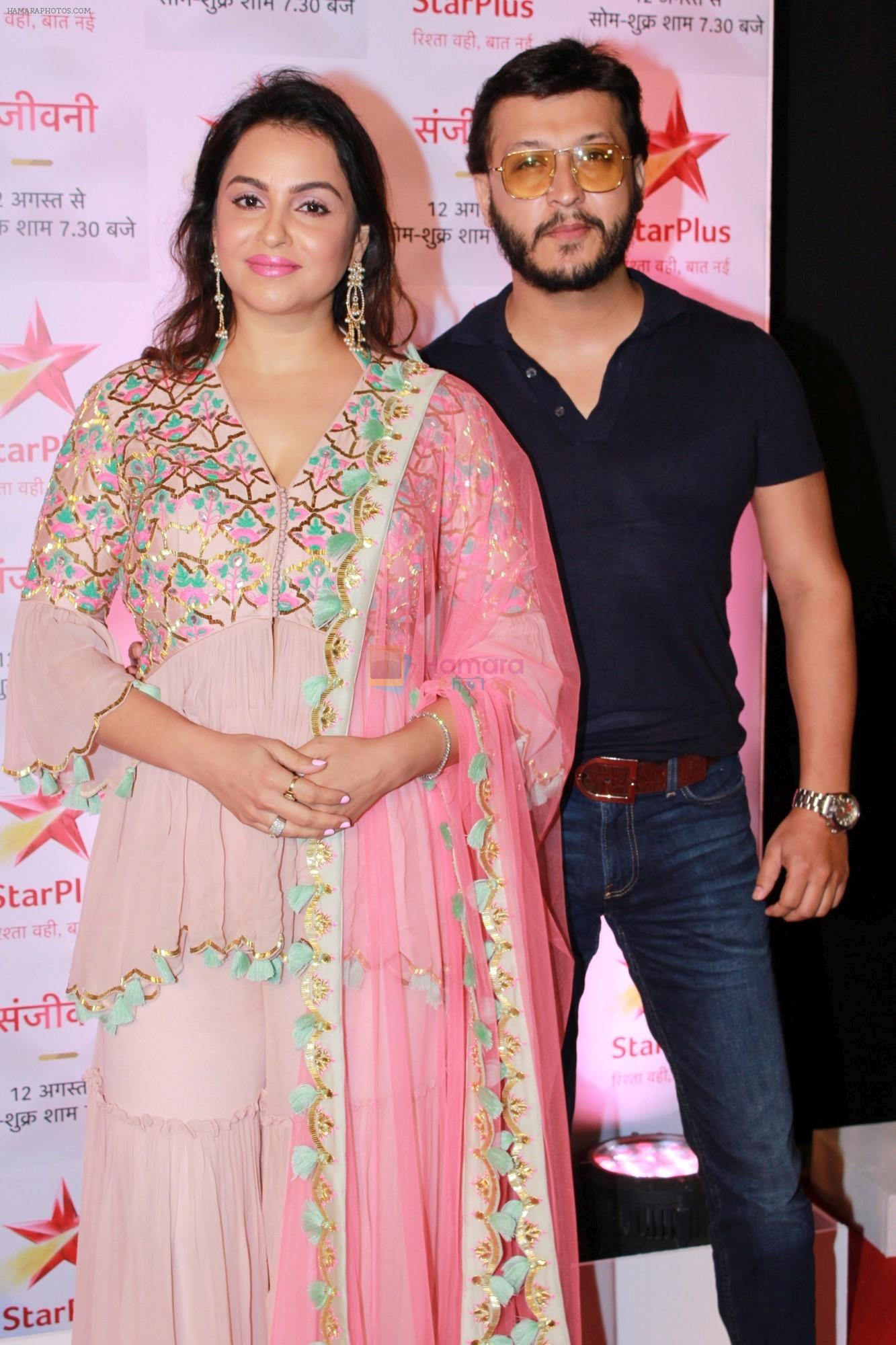 Gurdeep Kohli, Arjun Punj at the Red Carpet of Star Plus serial Sanjivani 2 on 31st July 2019