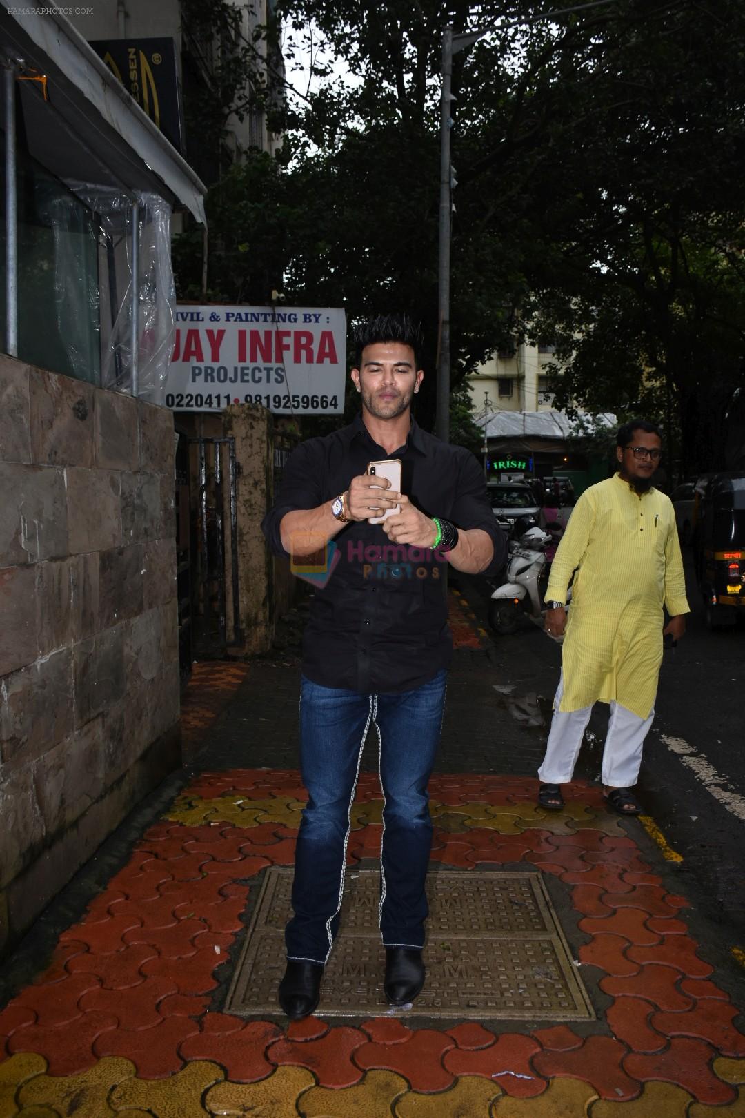 Sahil Khan spotted at indigo in bandra on 5th Aug 2019