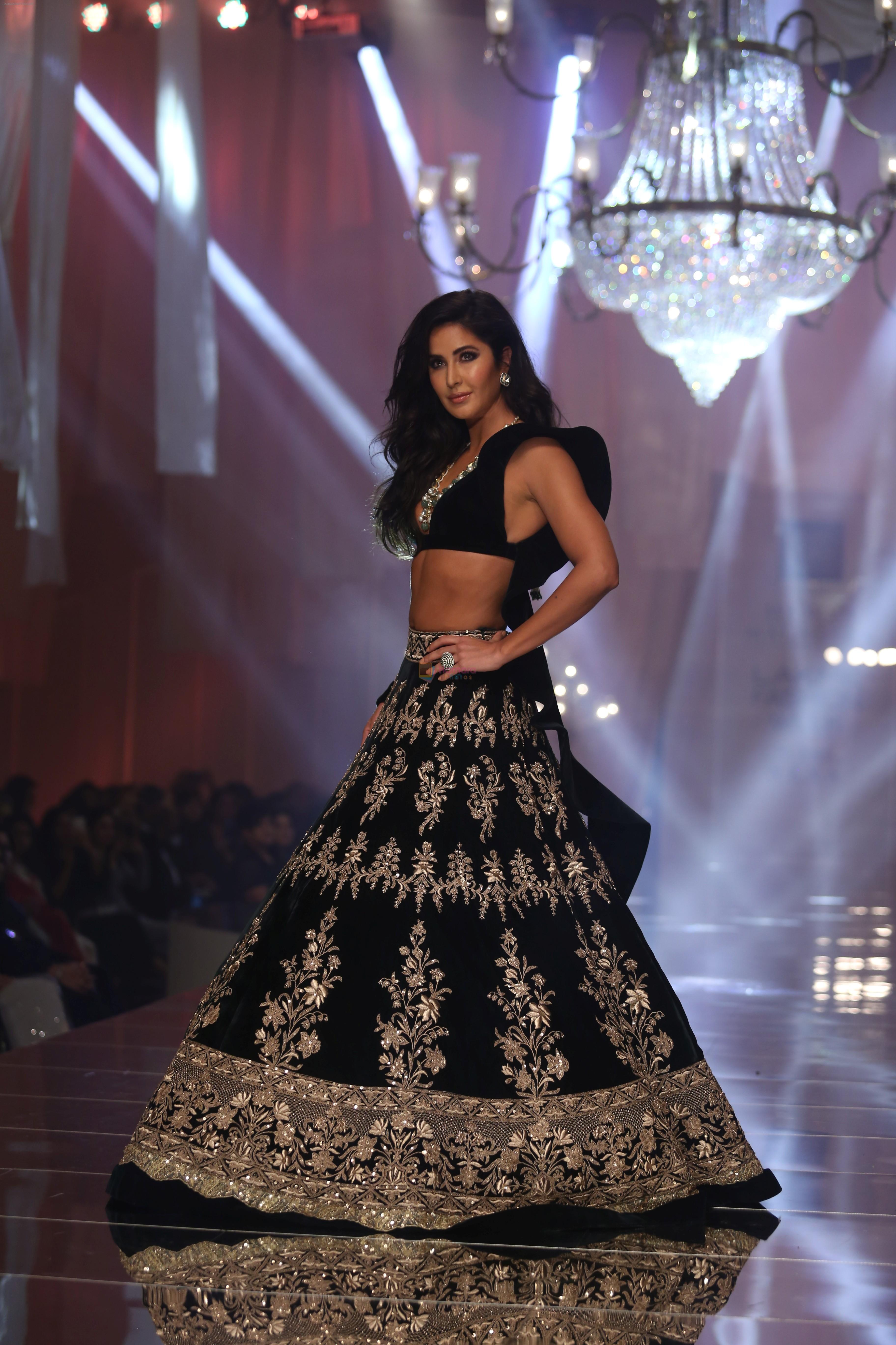 Katrina Kaif walk the ramp for Manish Malhotra's show at Lakme Fashion Week in mumbai on 20th Aug 2019