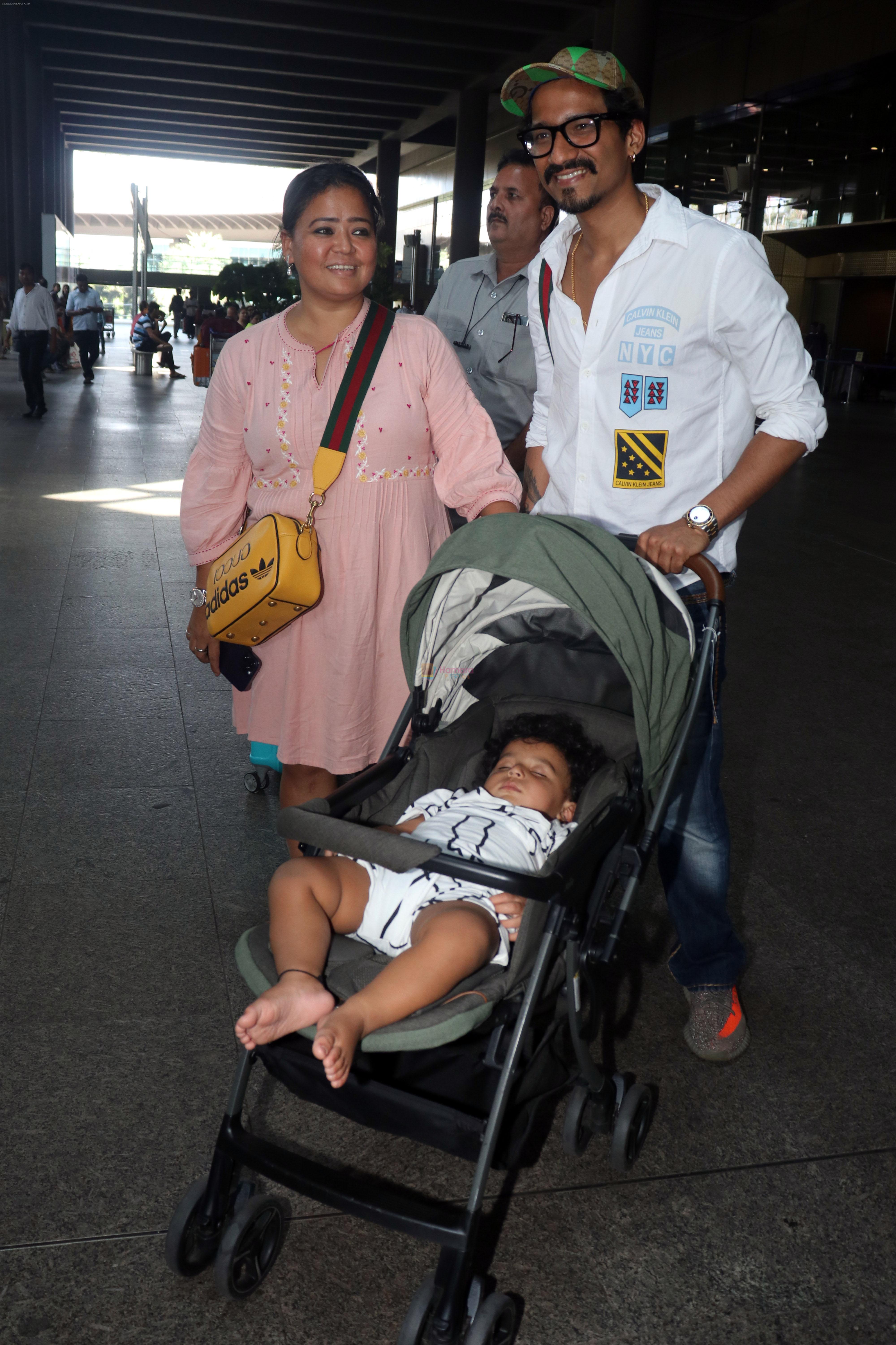Bharti Singh and Haarsh Limbachiyaa at Airport on 22nd May 2023
