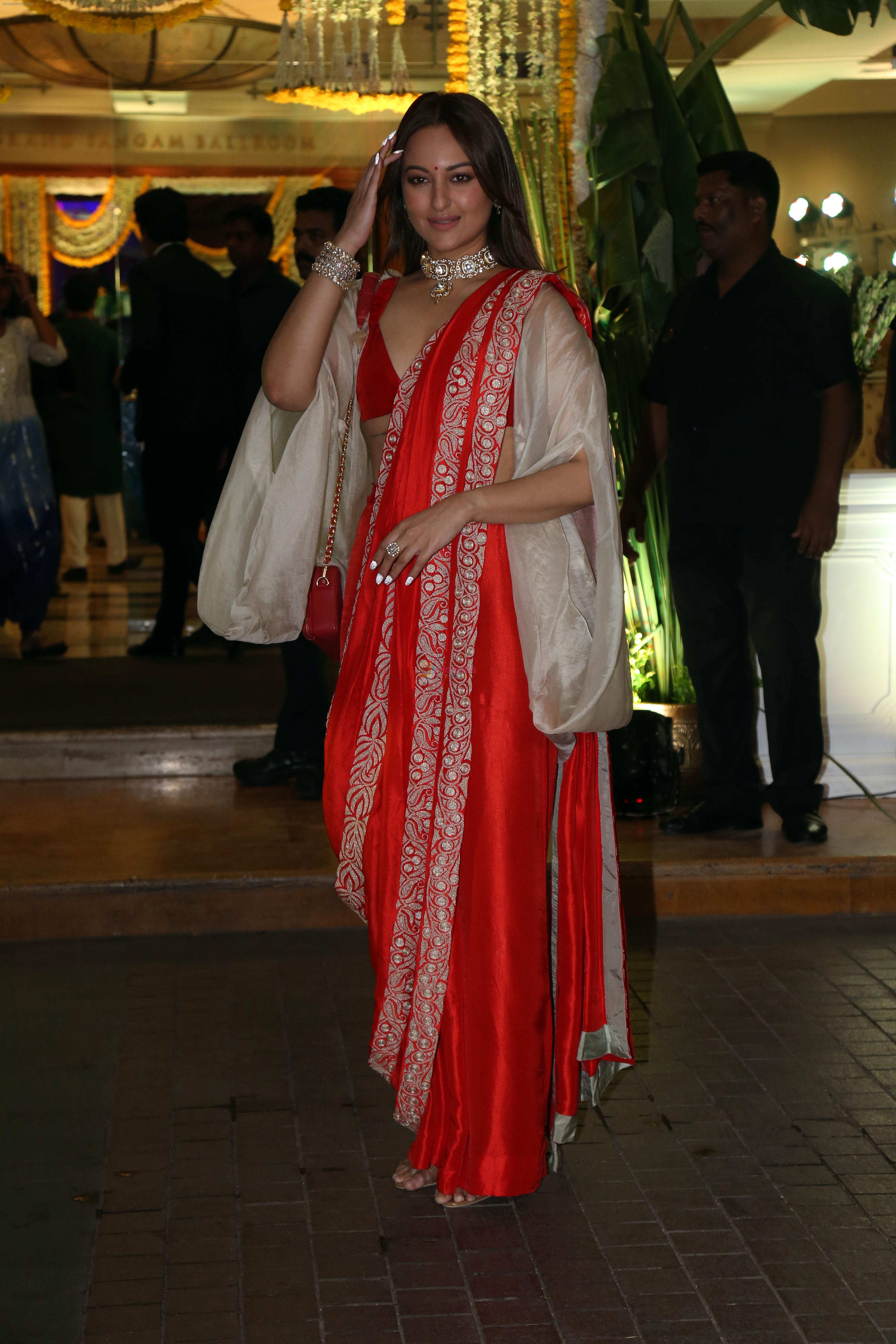 Sonakshi Sinha at Madhu Mantena and Ira Trivedi wedding ceremony on 11 Jun 2023