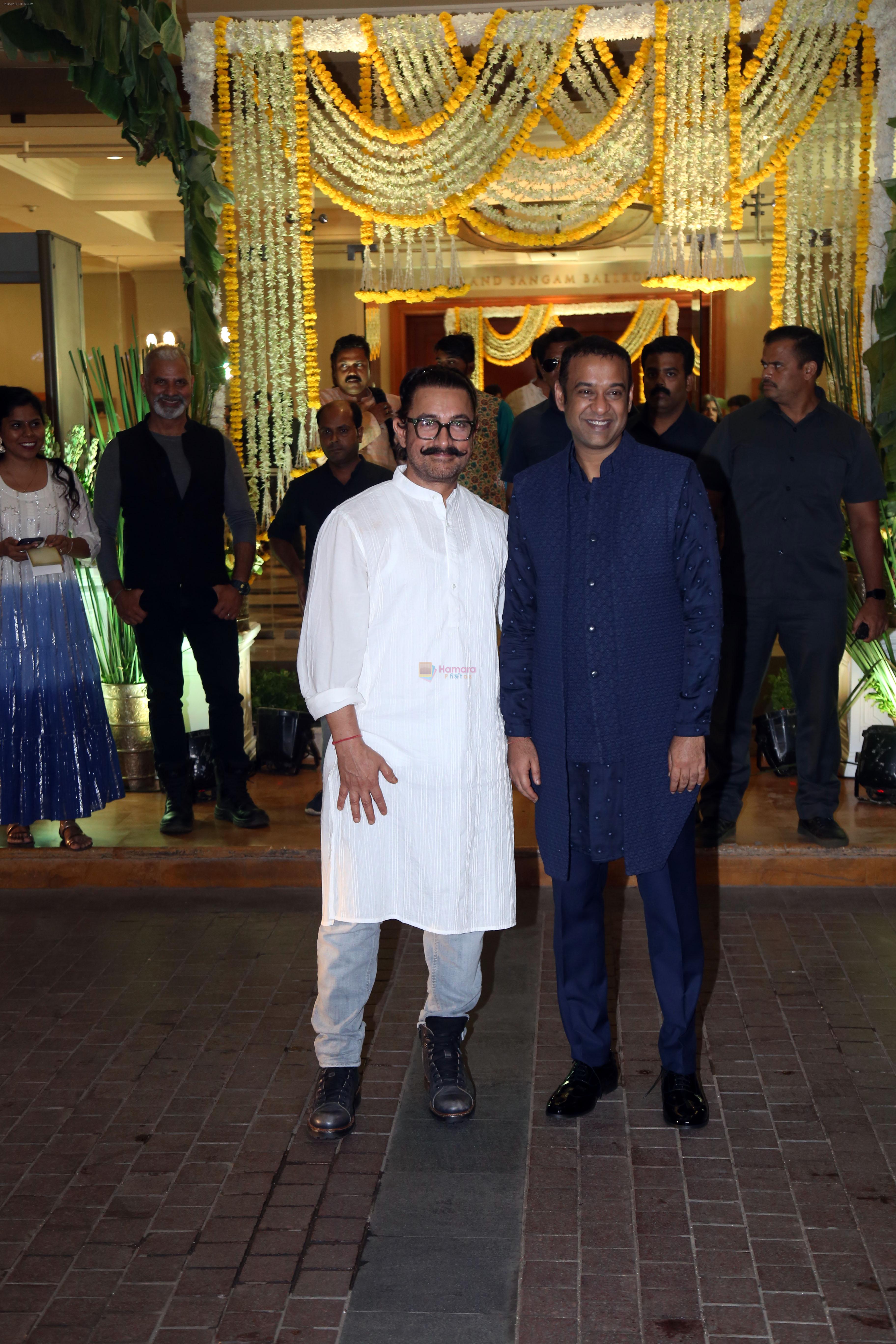 Aamir Khan and the groom at Madhu Mantena and Ira Trivedi wedding ceremony on 11 Jun 2023