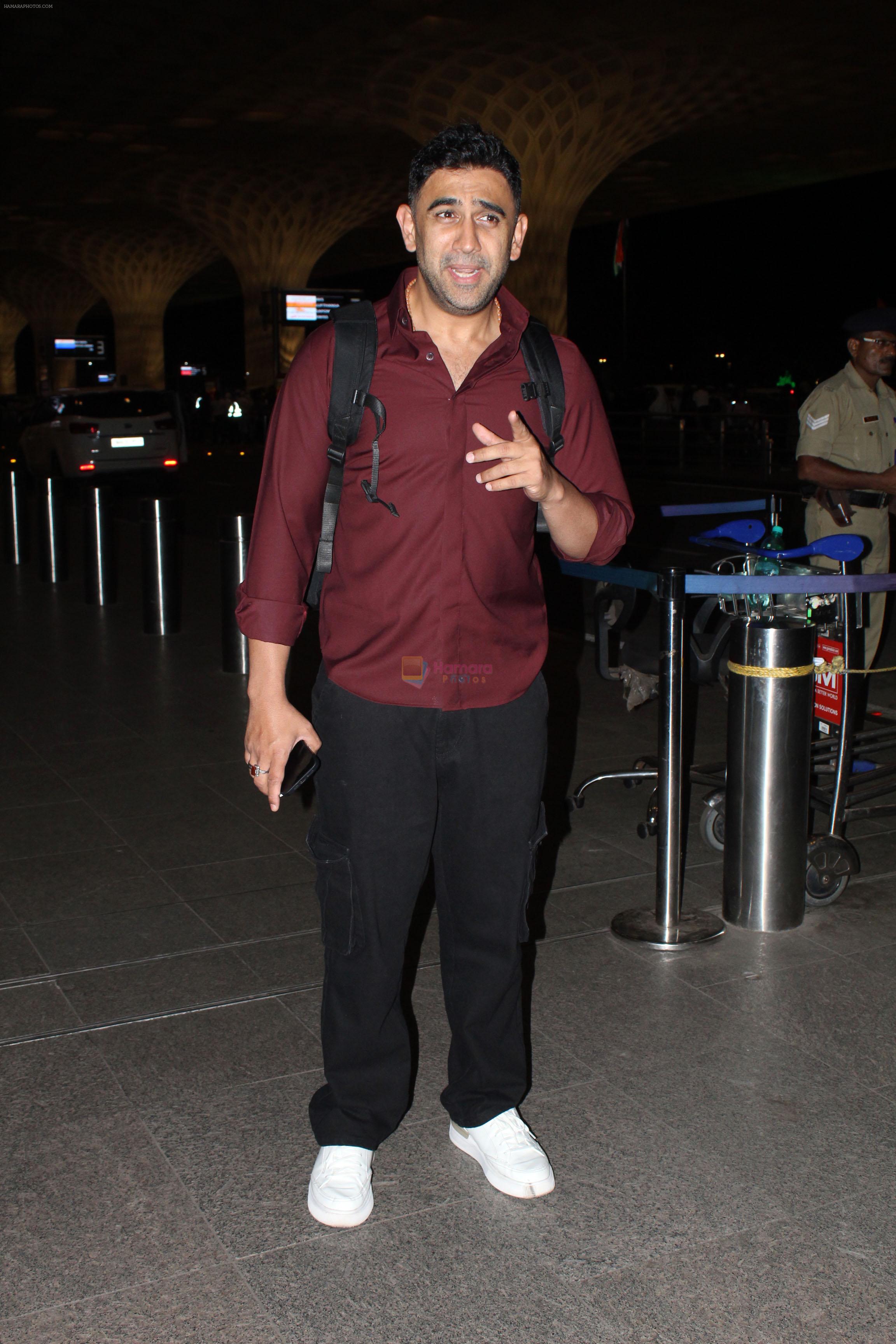 Amit Sadh spotted at the airport on 14 Jun 2023
