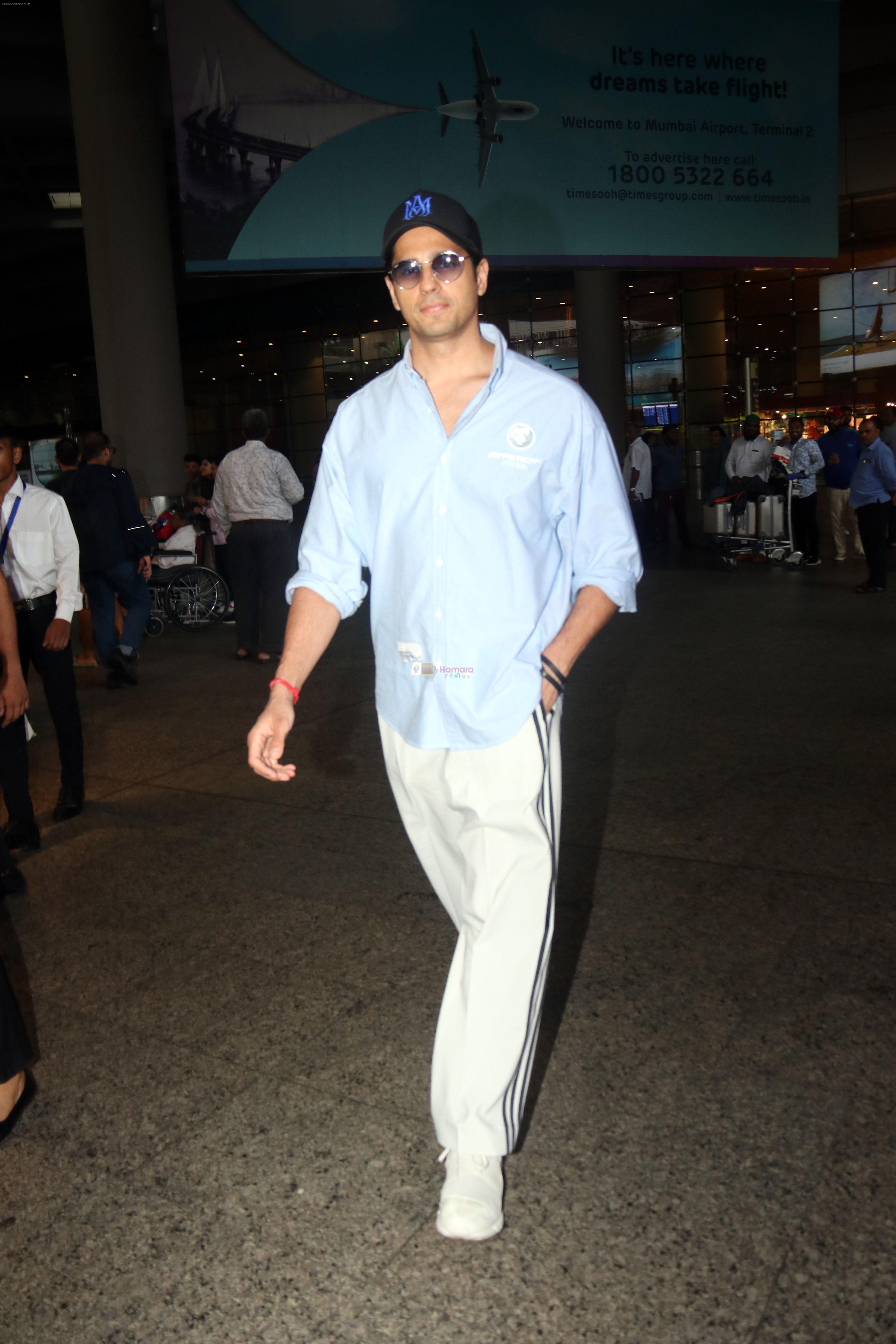 Sidharth Malhotra wearing M.A. Logo Trucker Hat Black Blue seen at the airport on 28 Jun 2023