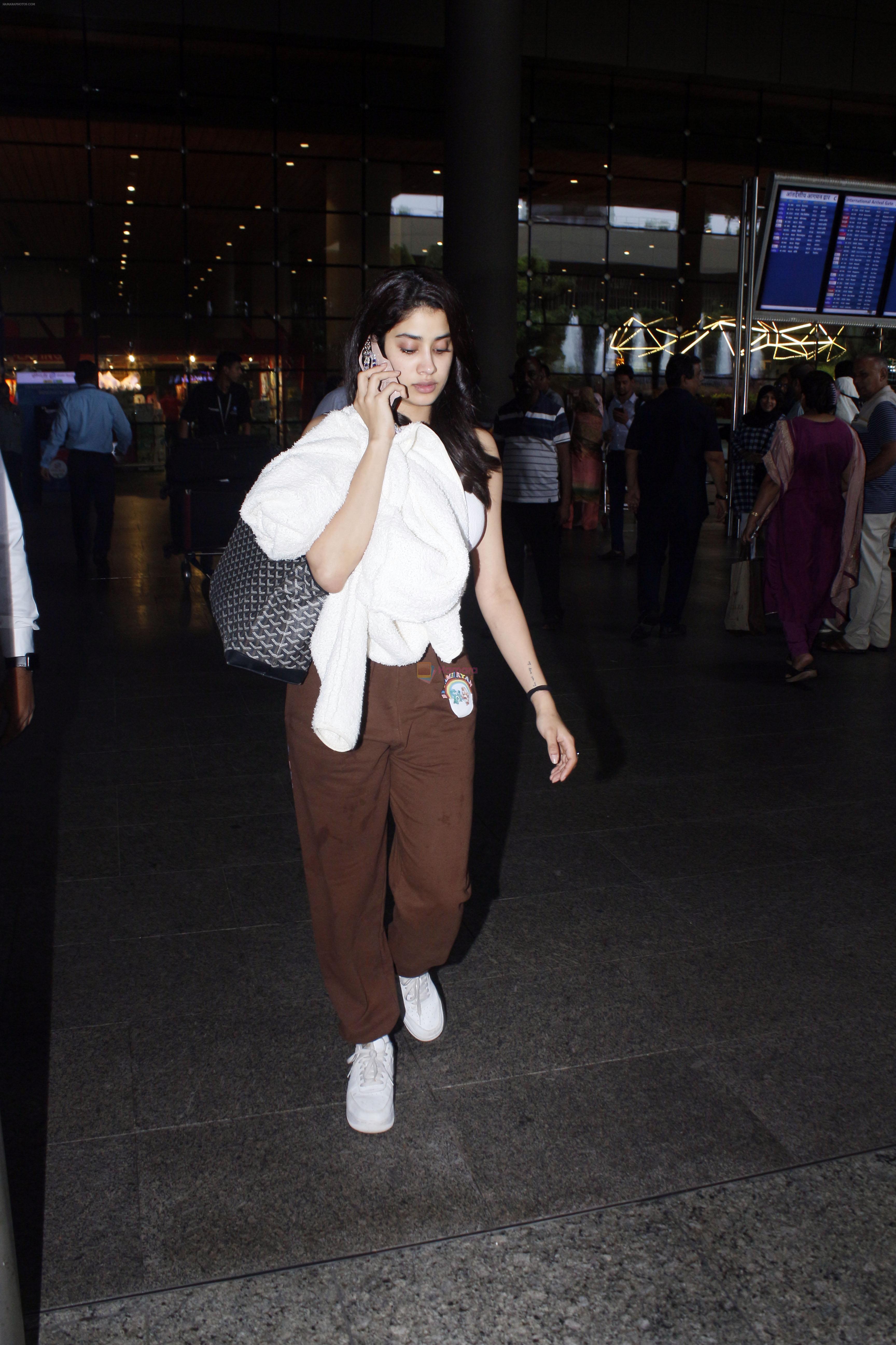 Janhvi Kapoor seen at the airport on 4 July 2023