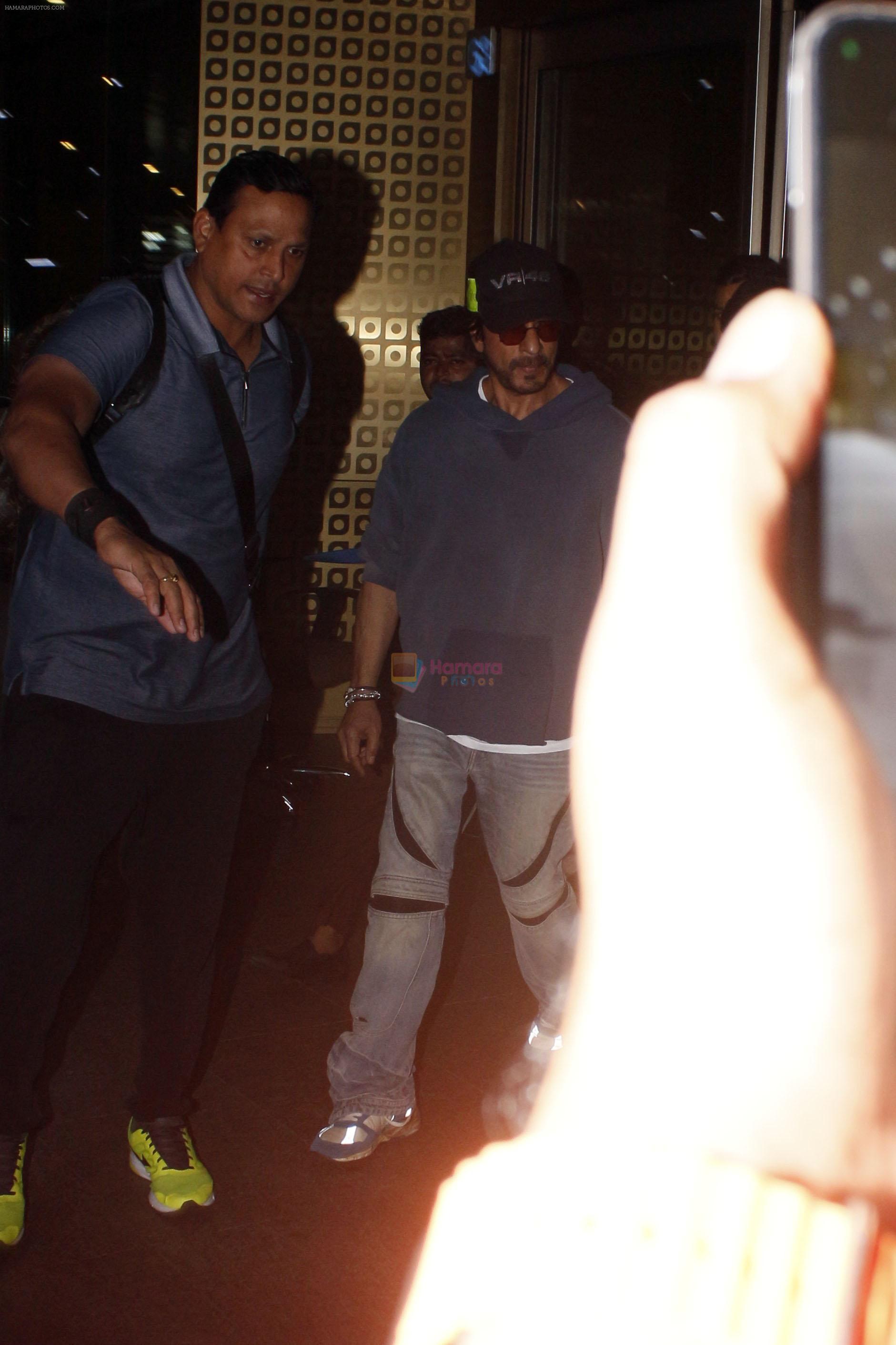 Shah Rukh Khan seen at the airport on 5 July 2023