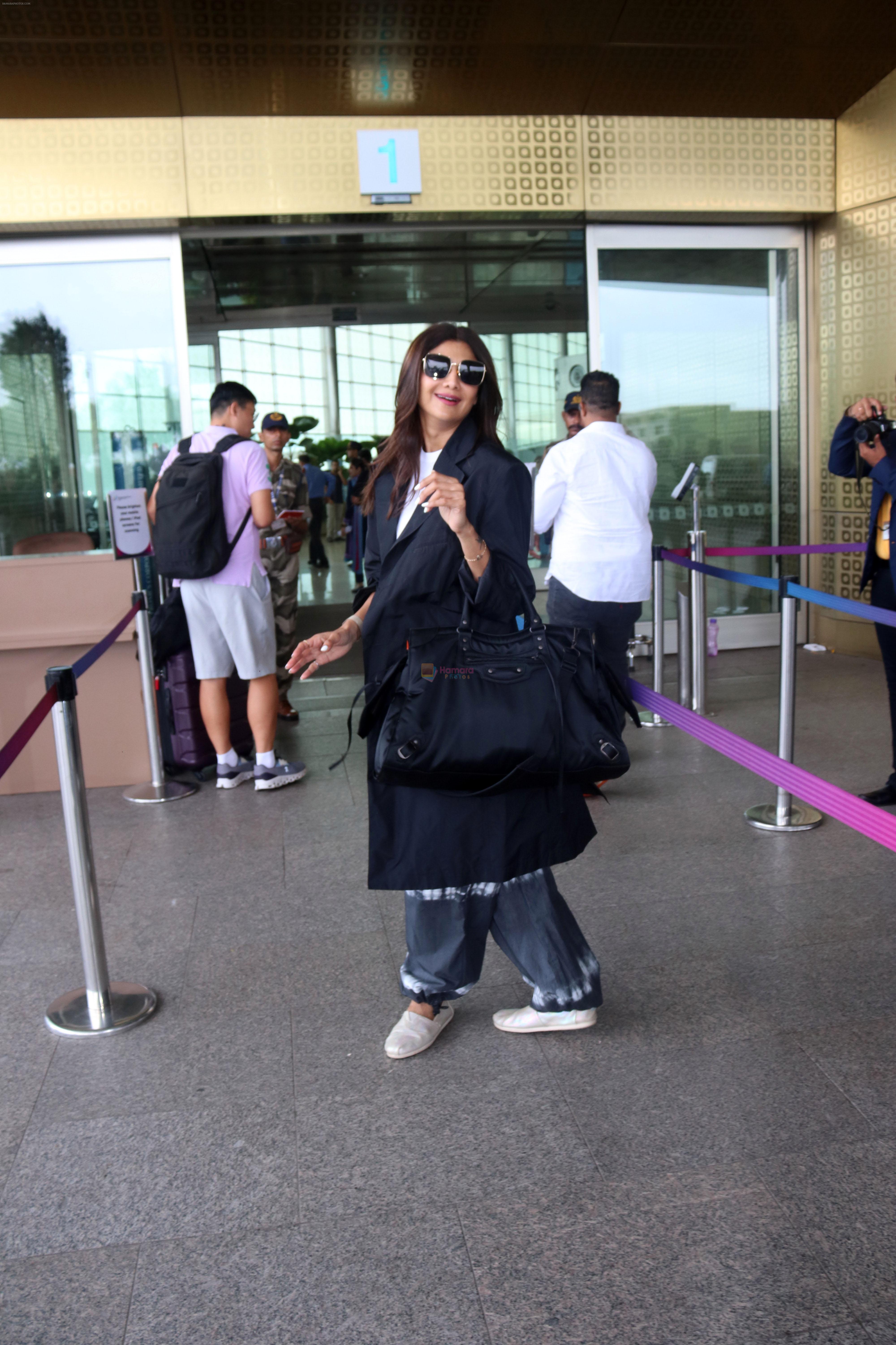 Shilpa Shetty seen at the airport on 7 July 2023