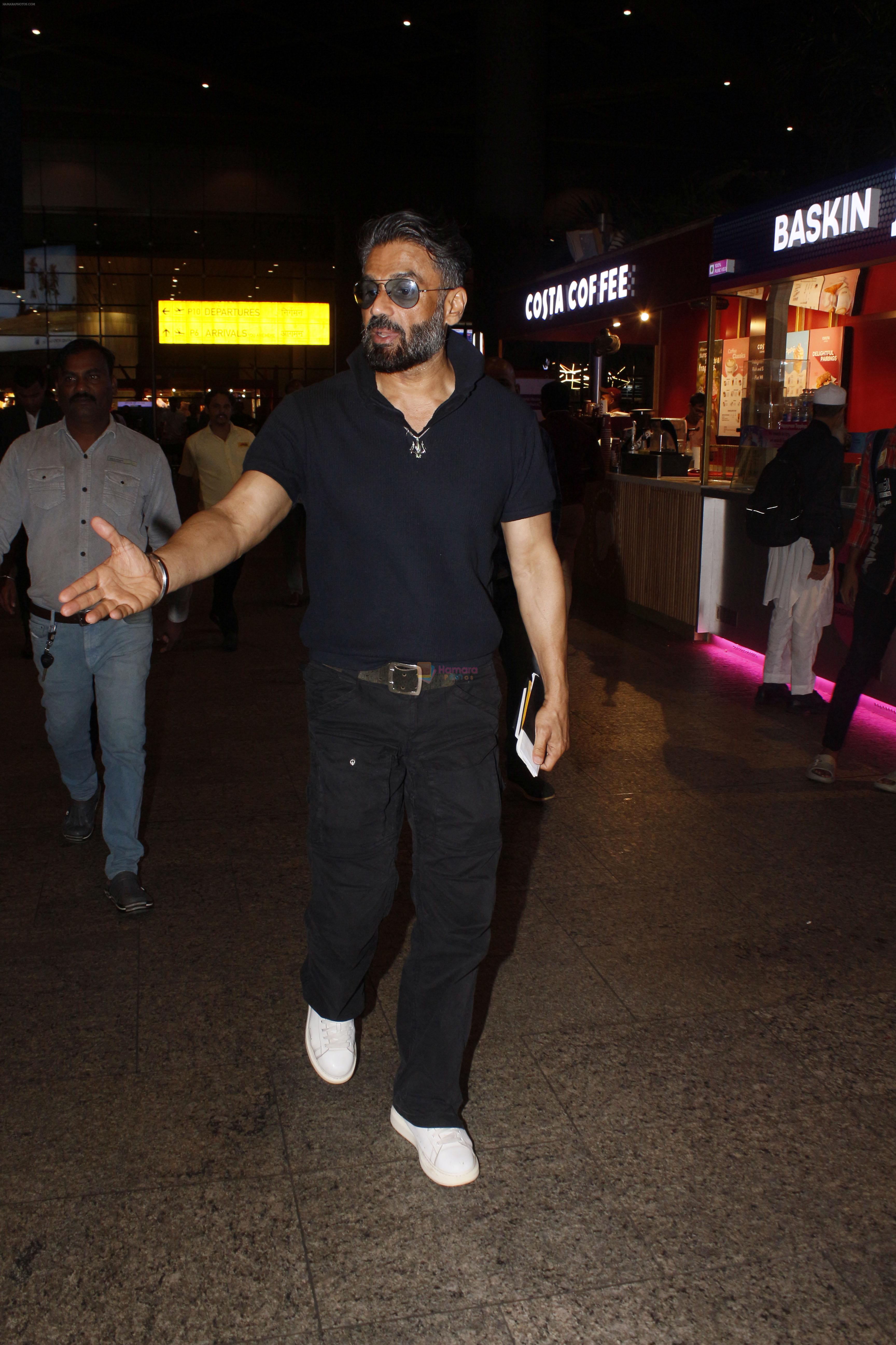 Suniel Shetty seen at the airport on 6 July 2023