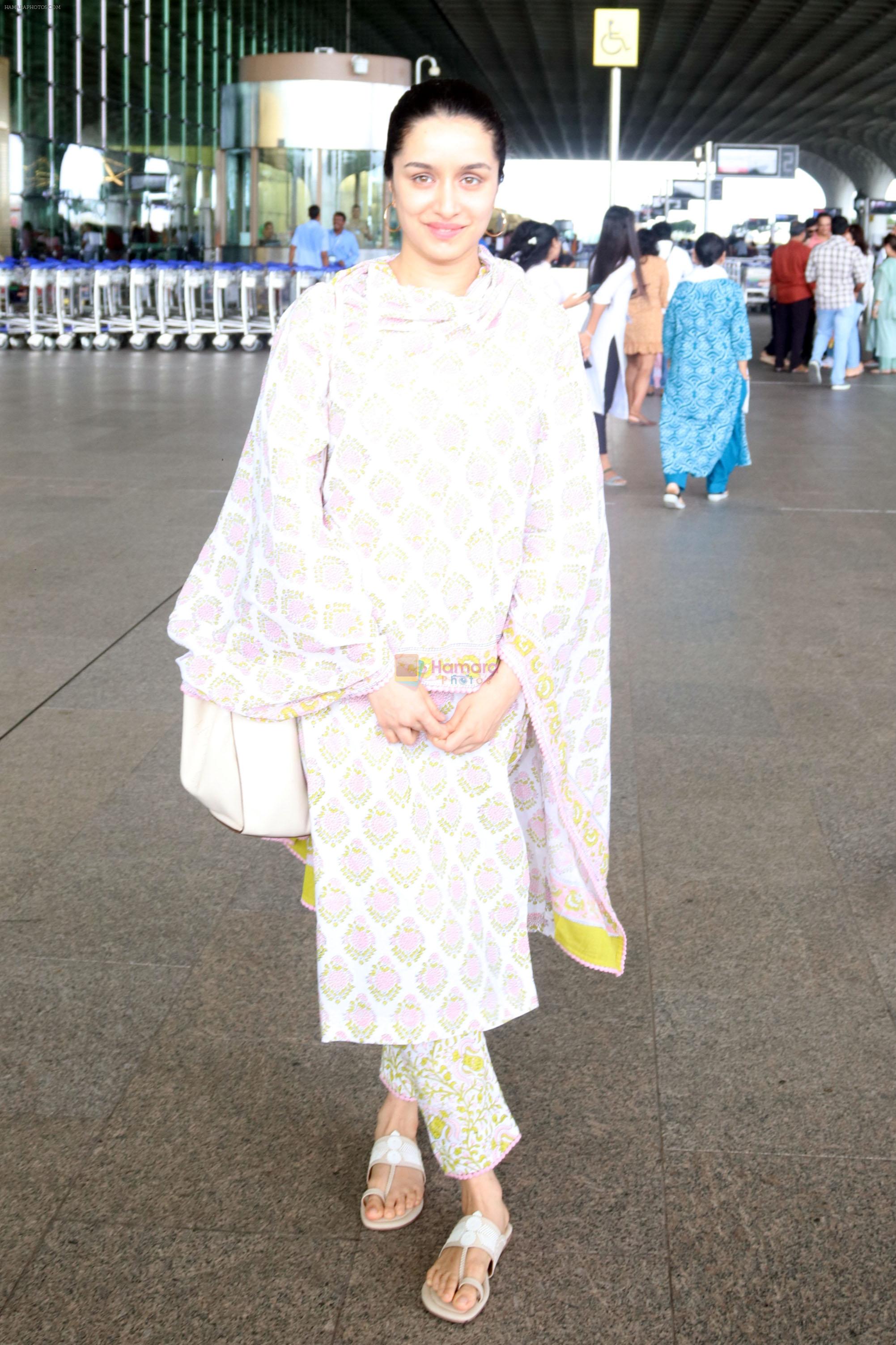 Shraddha Kapoor seen natural at the airport on 8 July 2023
