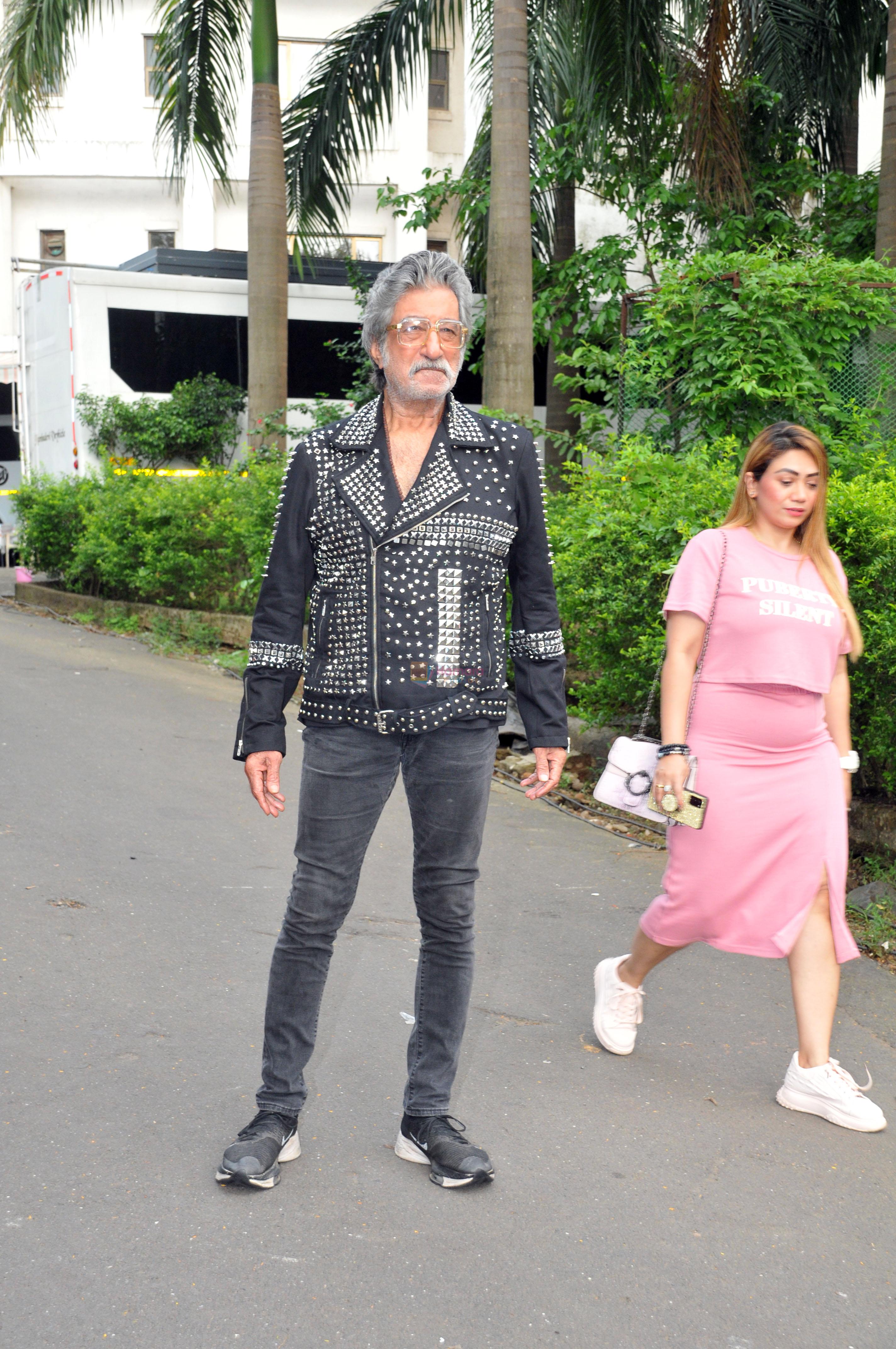 Shakti Kapoor seen posing for media at Prime Focus Studios on 10 July 2023
