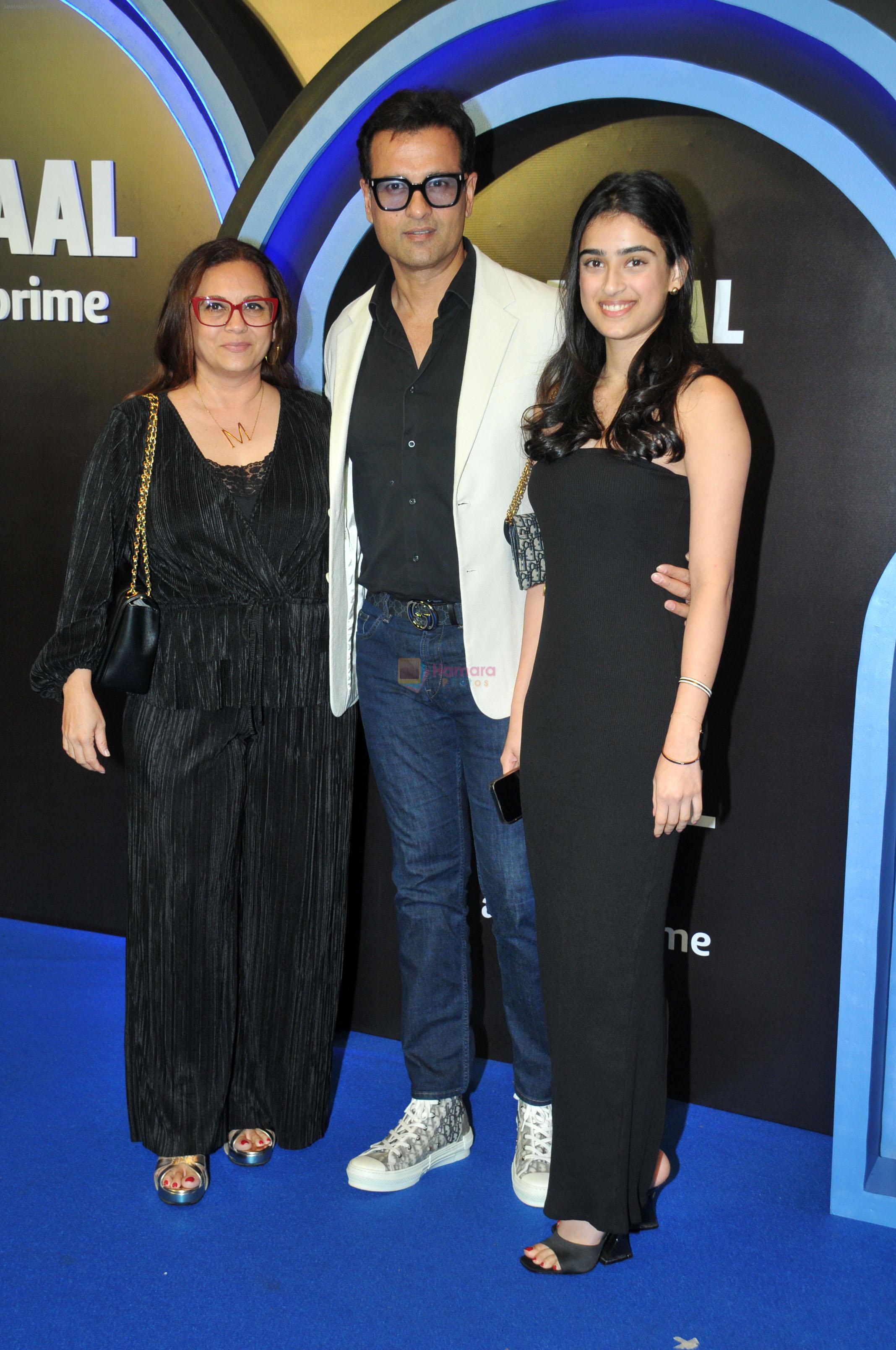 Kiara Bose Roy, Manasi Joshi Roy, Rohit Roy at Bawaal movie premiere on 18 July 2023