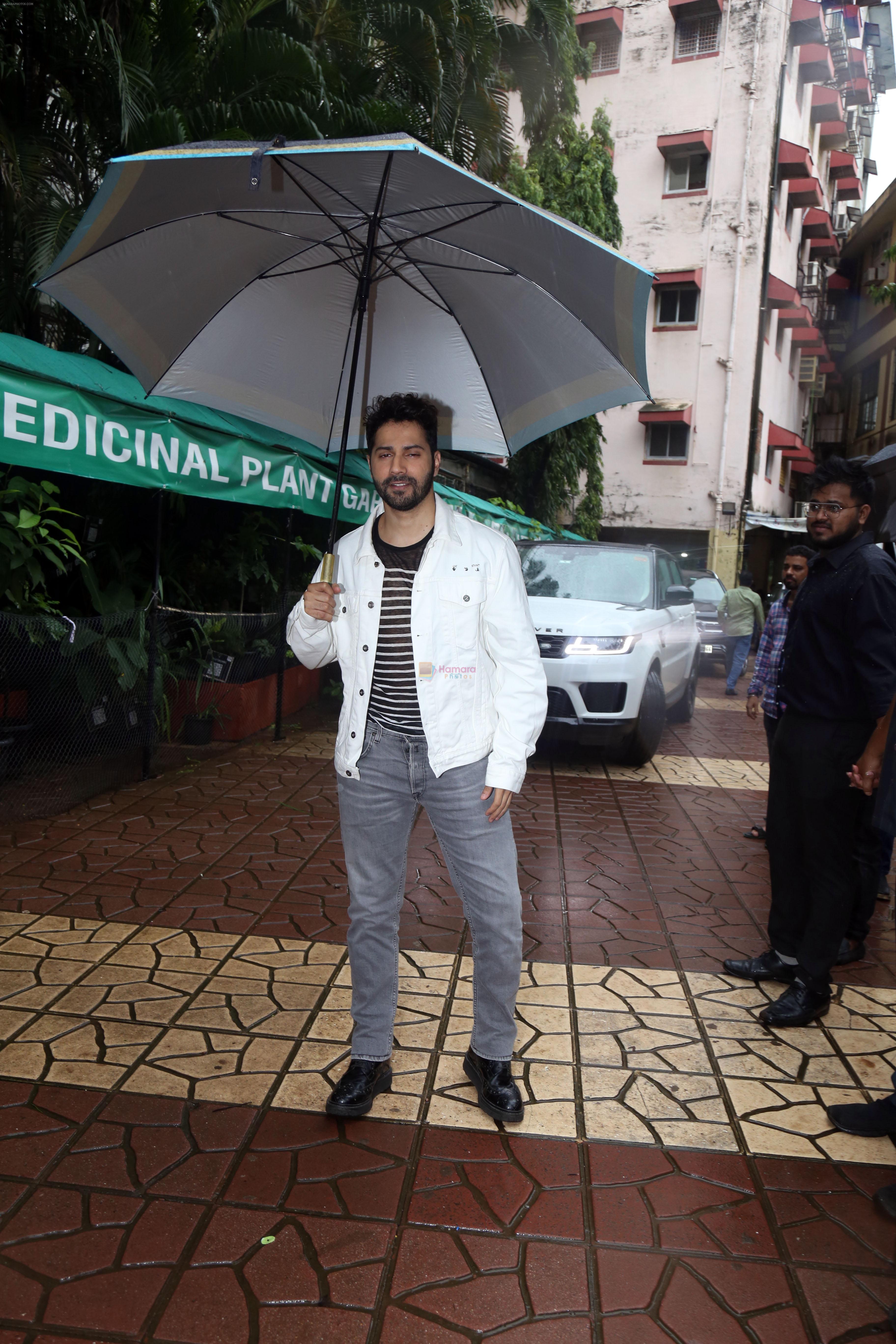 Varun Dhawan at the National College for Bawaal movie promotion on 24 July 2023