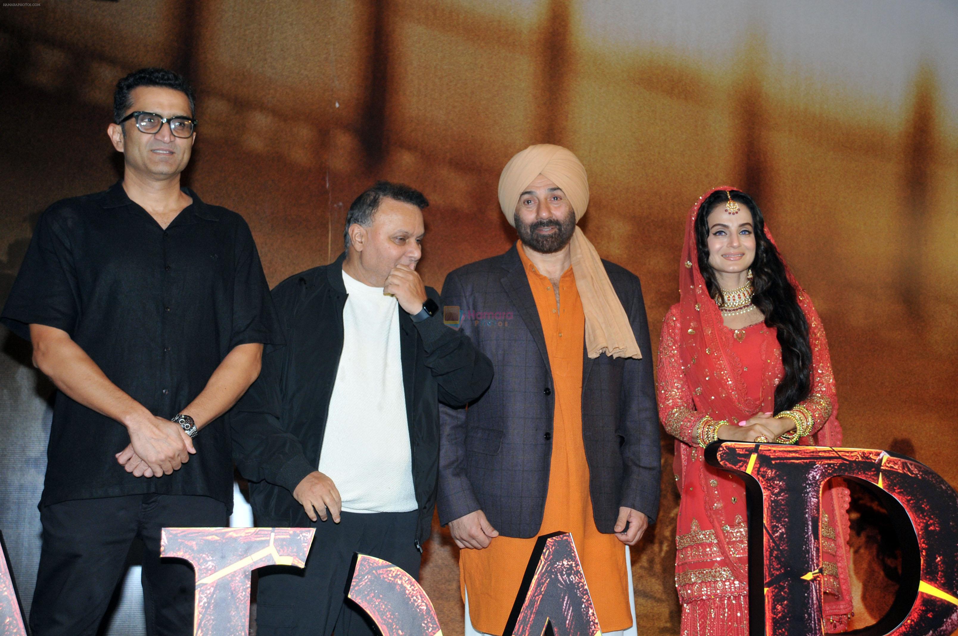 Ameesha Patel, Anil Sharma, Sunny Deol at the trailer launch of Gadar 2 on 26 July 2023