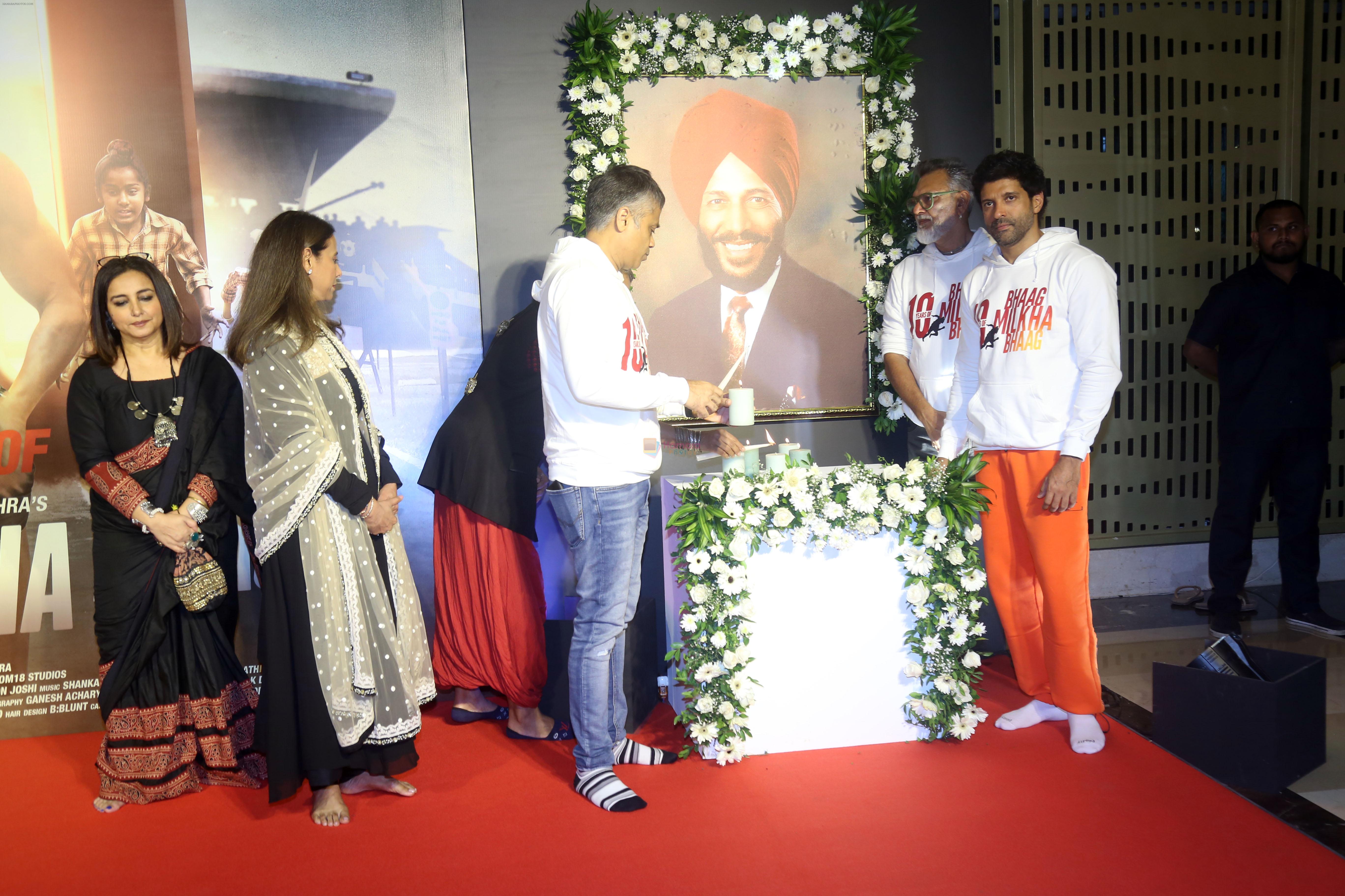 Ajit Andhare, Divya Dutta, Farhan Akhtar, Rakeysh Omprakash Mehra, Sonia Sanwalka at the 10 Year celebration of Bhaag Milkha Bhaag on 26 July 2023