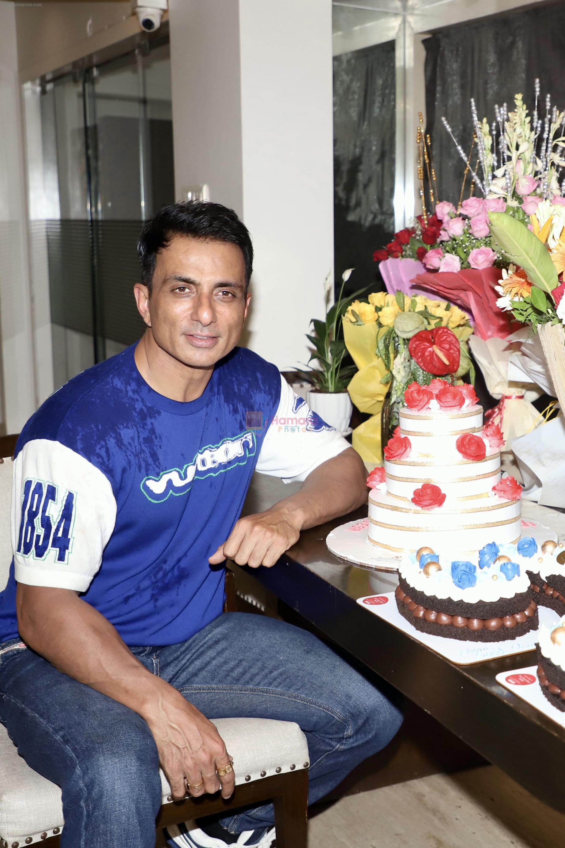 Sonu Sood celebrates his birthday with fans at his home on 30 July 2023