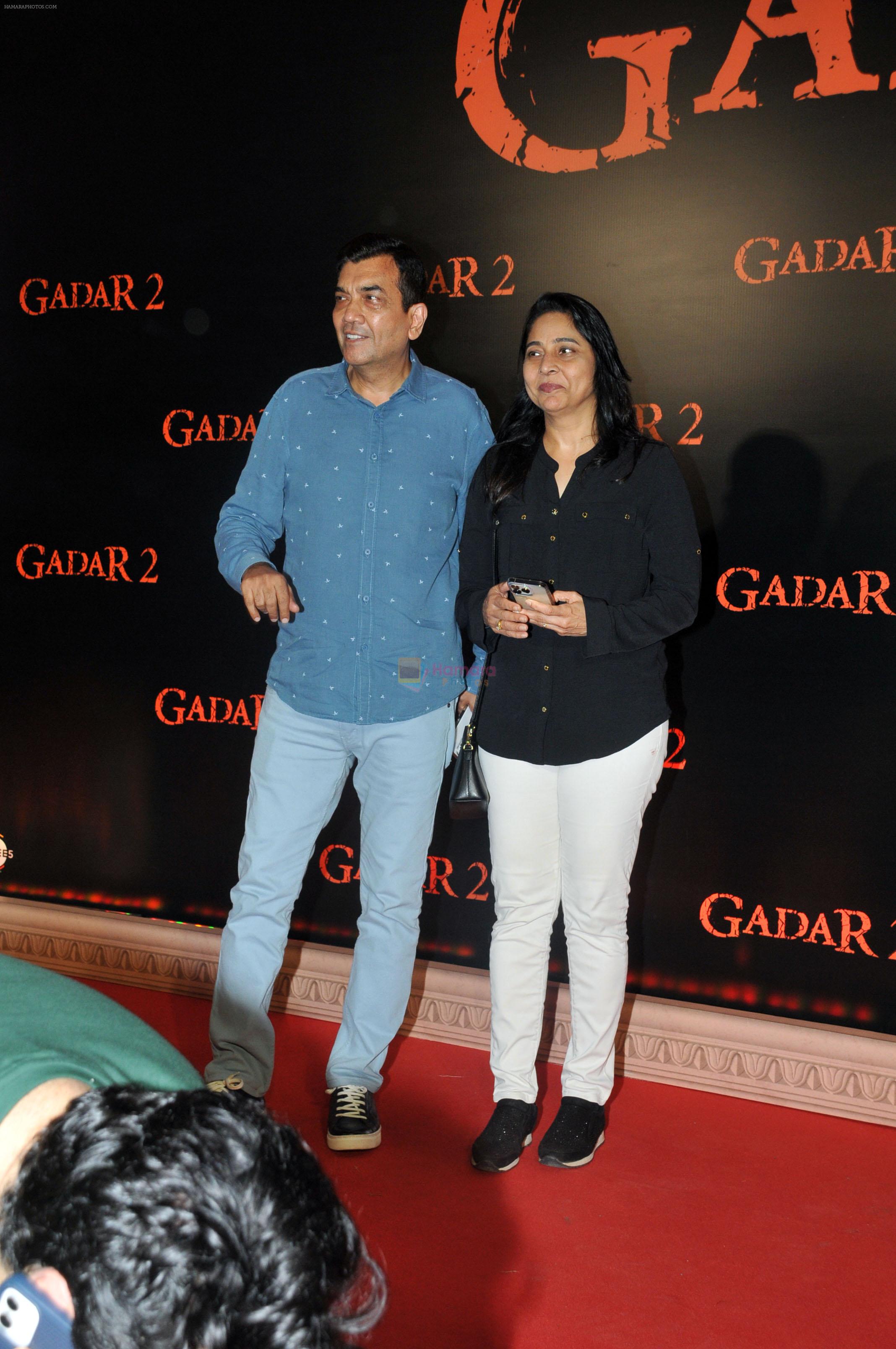 Alyona Kapoor, Sanjeev Kapoor at the Grand Premiere of Film Gadar 2 on 11th August 2023