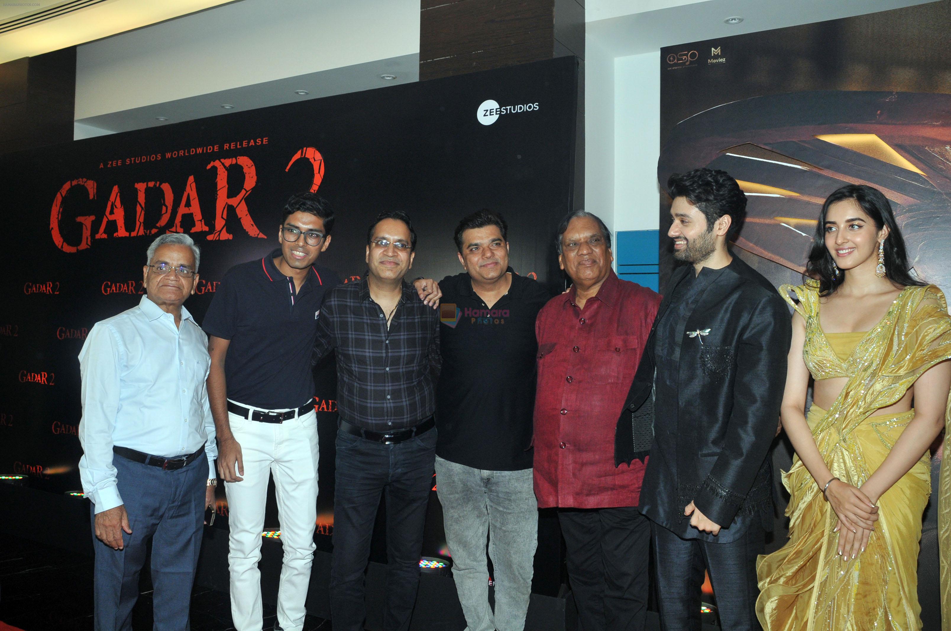 Kamal Mukut, Simrat Kaur, Utkarsh Sharma at the Success Party of film Gadar 2 at JW Marriott in Juhu on 14th August 2023