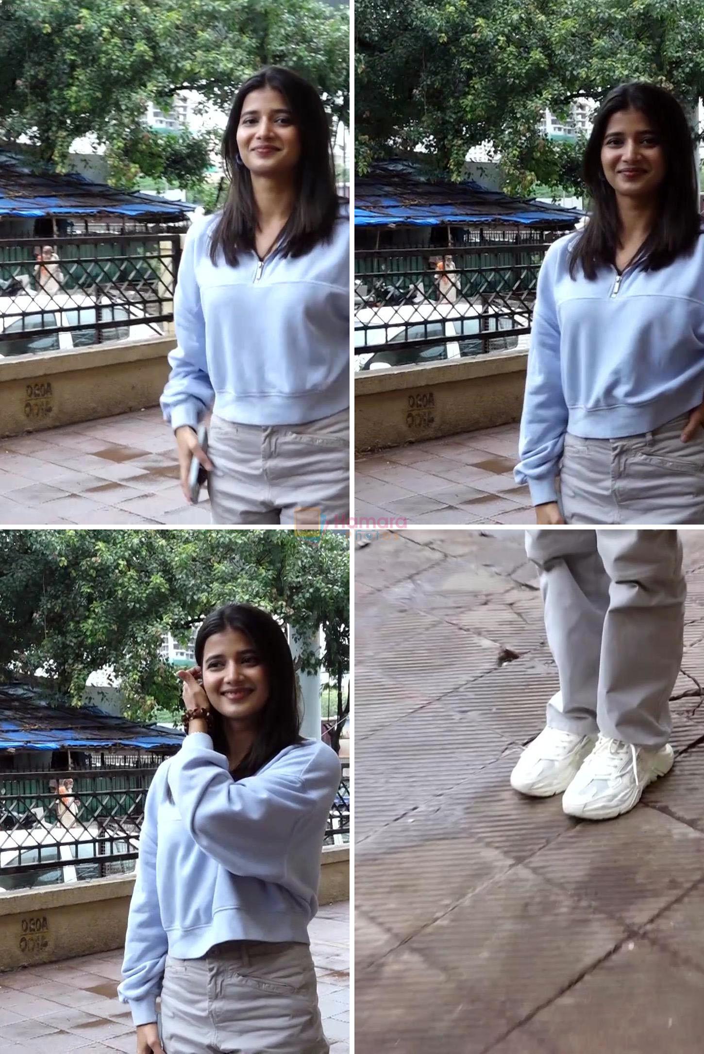 Samridhi Shukla Spotted Outside Bollywoodhelpline Office In Andheri on 19th August 2023