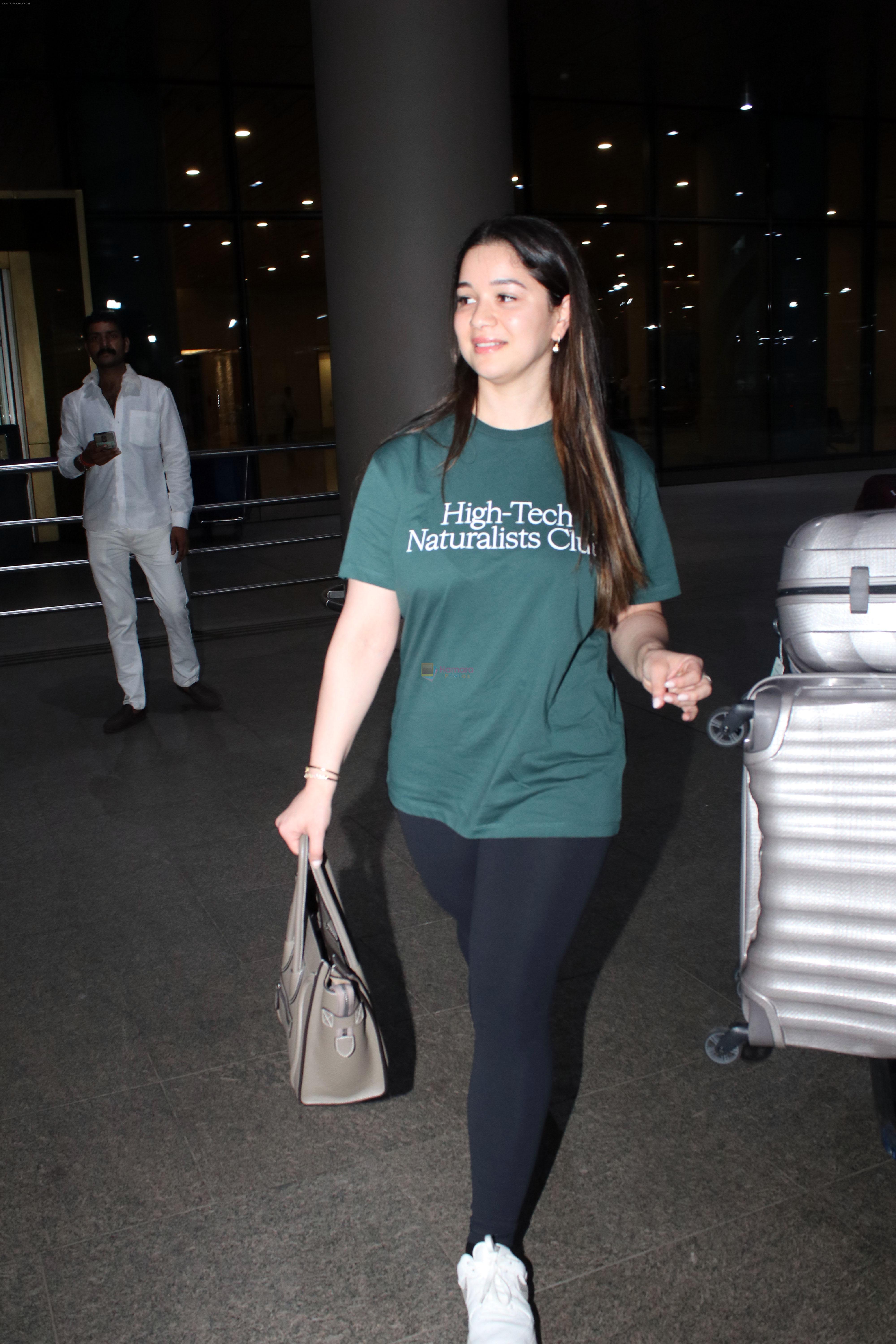 Sara Tendulkar Spotted At Airport Arrival on 6th Sept 2023