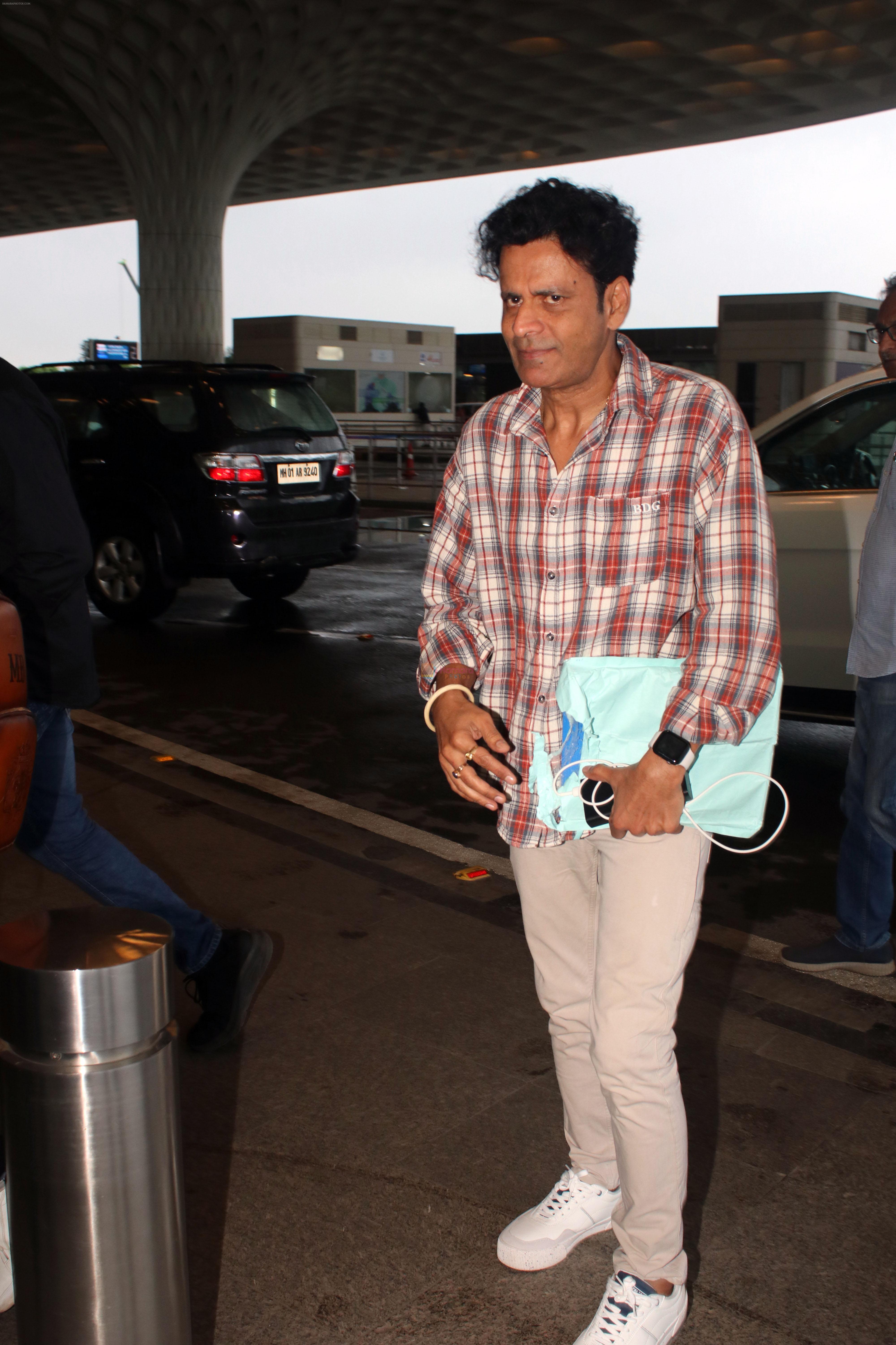 Manoj Bajpayee Spotted At Airport Departure on 7th Sept 2023