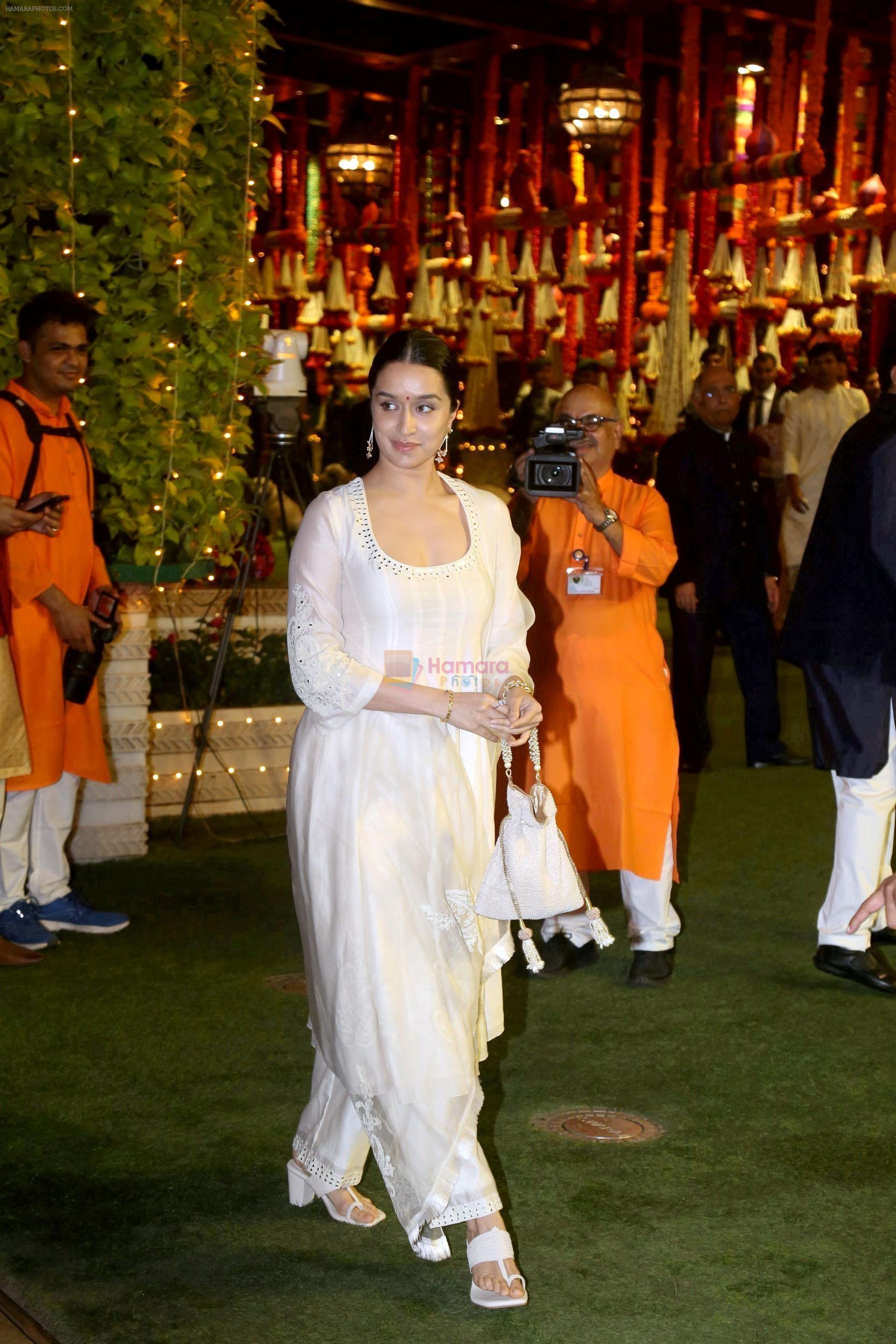 Shraddha Kapoor at Ambani House Antilia for Ganpati Darshan on 19th Sept 2023