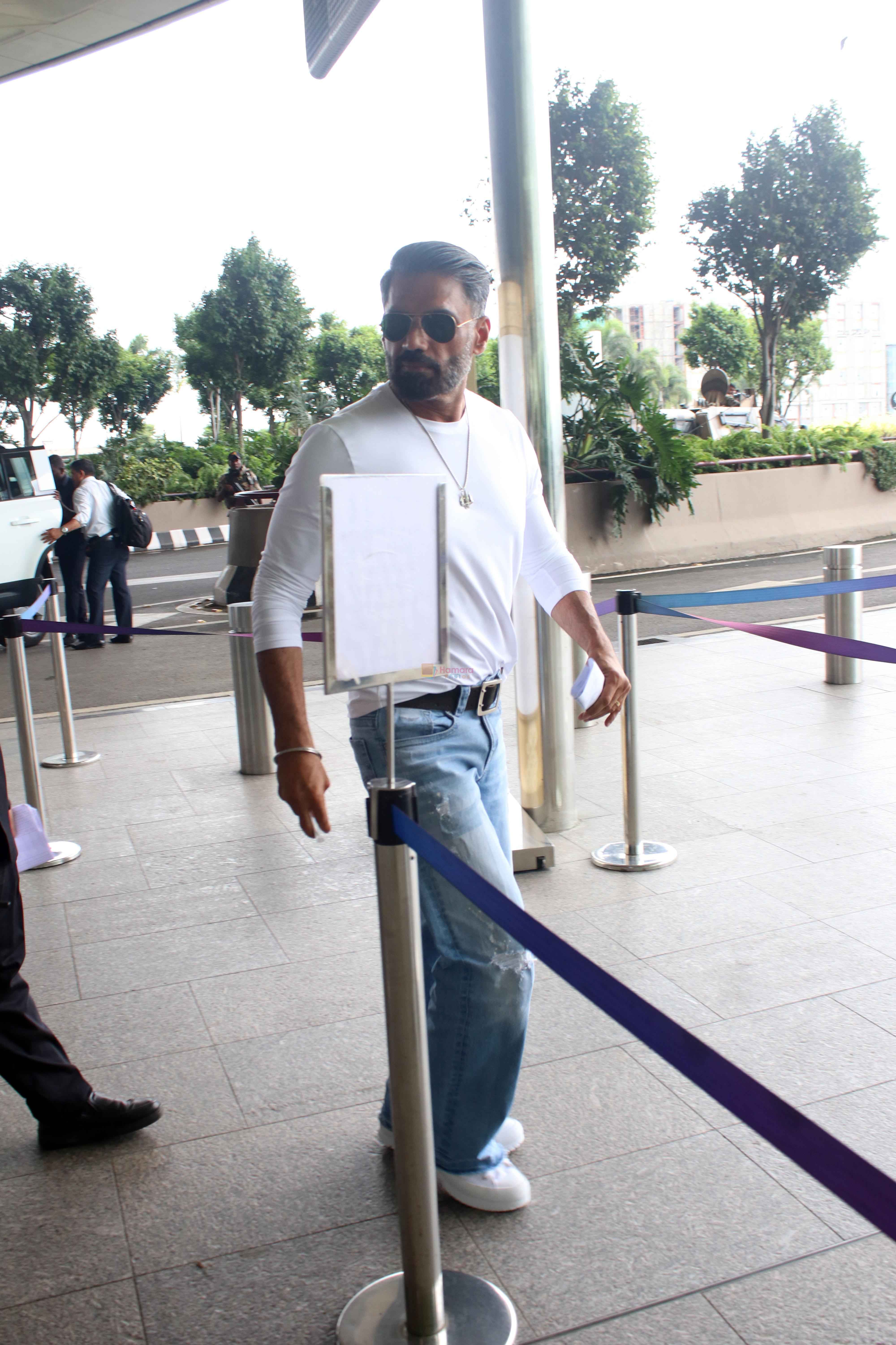 Suniel Shetty Spotted At Airport Departure on 21st Sept 2023