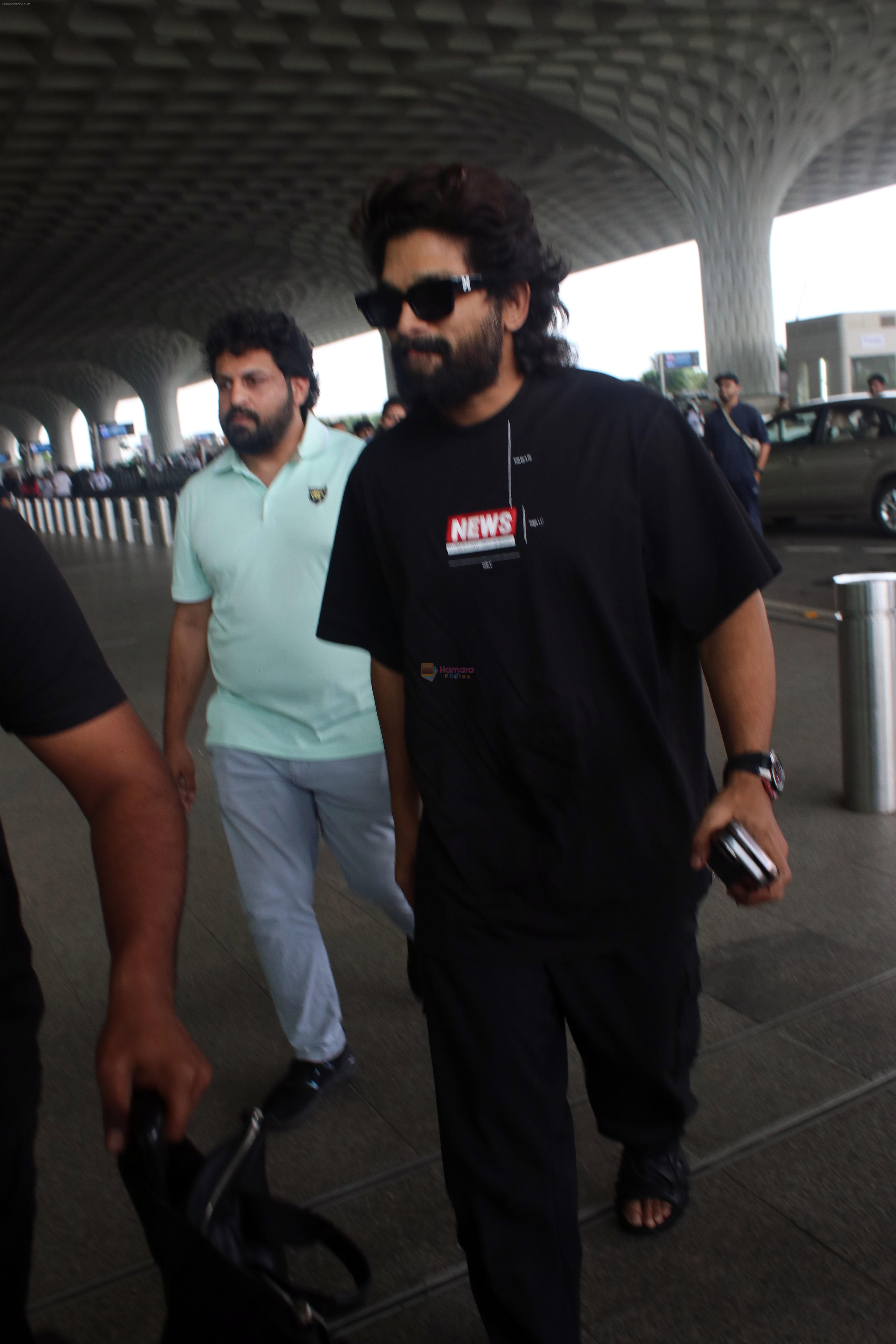 Allu Arjun spotted at Airport Departure on 23rd Sept 2023