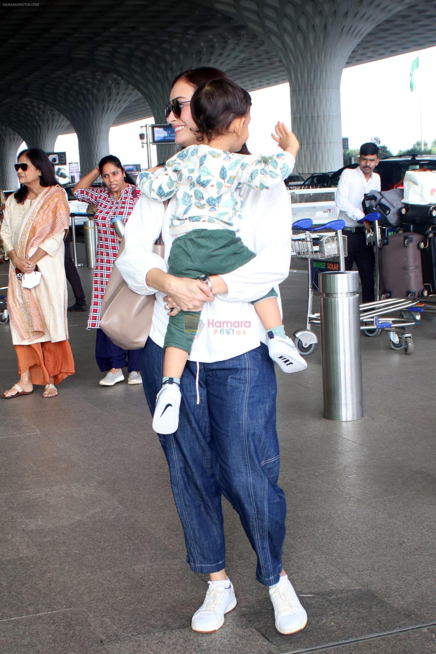 Dia Mirza, Avyaan Azaad Rekhi Spotted At Airport Departure on 29th Sept 2023