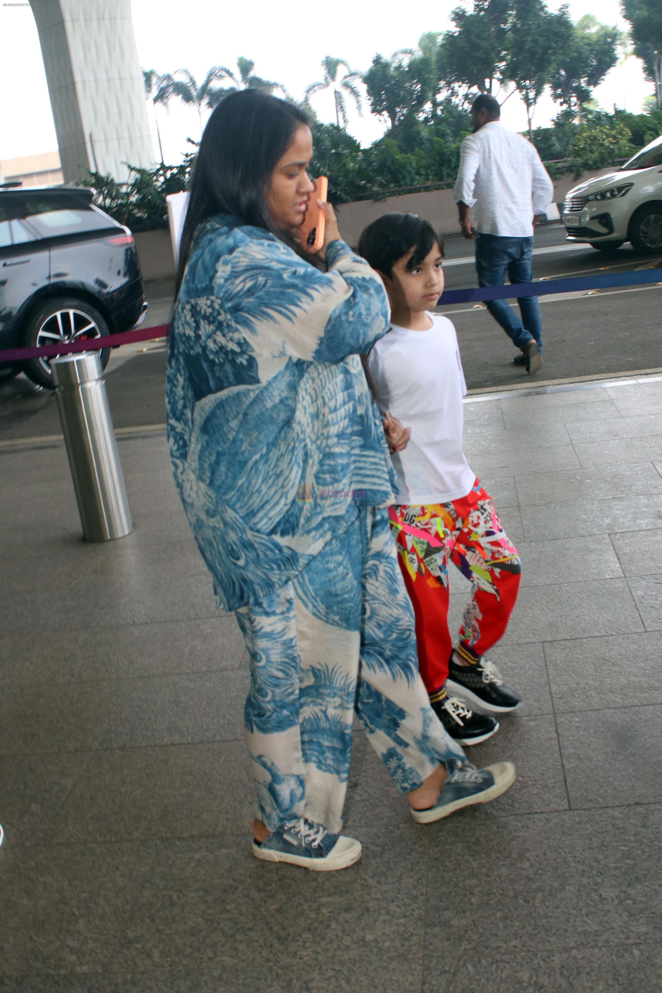 Arpita Khan, Ahil Sharma Spotted At Airport Departure on 29th Sept 2023