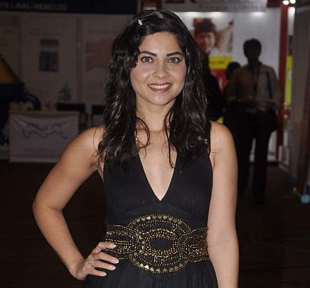 Sonalee Kulkarni at Globoil India Awards in Mumbai on 21st Sept 2013