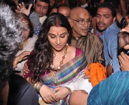 Vidya Balan seeks Siddhivinayak Blessings on 15th Sept 2013