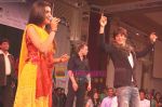 Shahrukh Khan thanking his fans in Atlantic City, New Jersey. Courtesy- INDIA ANI (4).jpg