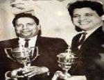 shankar jaikishan with trophies.jpg
