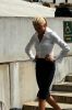 Cameron Diaz On Set Candids Looking Good-1.jpg