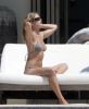 Jennifer Aniston enjoys the sun in Mexico in bikinis-8.jpg