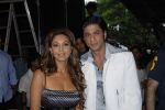 Gauri Khan, Shahrukh Khan on the sets of Om Shanti Om.jpg