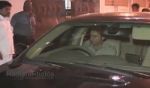 Saif Ali Khan picking up Kareena Kapoor in his car after the stardust awards (4).jpg