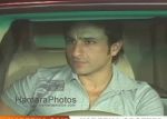 Saif Ali Khan picking up Kareena Kapoor in his car after the stardust awards (9).jpg