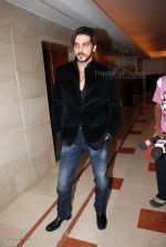 Zayed Khan at Bollyood A listers at DJ Aqeels new club Bling launch in Hotel Leela on Jan 27 2008 (58).jpg