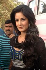 Katrina Kaif at Race music launch on the sets of Amul Star Voice Chotte Ustaad in Film City on Feb 4th 2008 (44).jpg