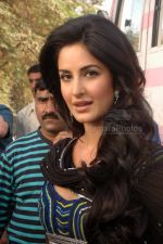 Katrina Kaif at Race music launch on the sets of Amul Star Voice Chotte Ustaad in Film City on Feb 4th 2008 (45).jpg