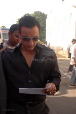 Saif Ali Khan at Race music launch on the sets of Amul Star Voice Chotte Ustaad in Film City on Feb 4th 2008 (16).jpg