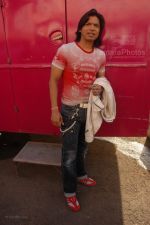 Shaan at Race music launch on the sets of Amul Star Voice Chotte Ustaad in Film City on Feb 4th 2008 (81).jpg
